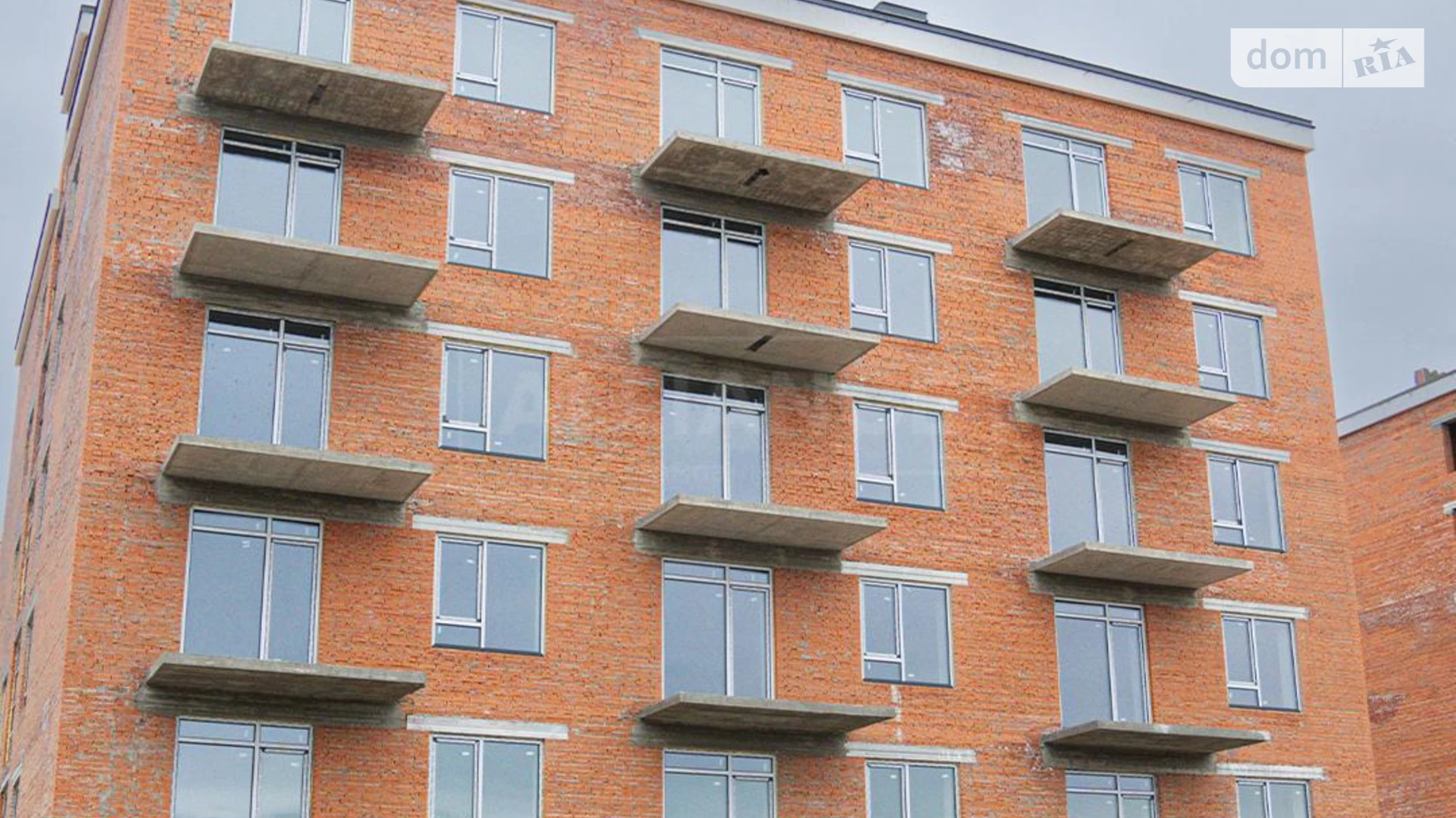 Продается 3-комнатная квартира 86.2 кв. м в Ивано-Франковске, ул. Джохара Дудаева, 30А - фото 3