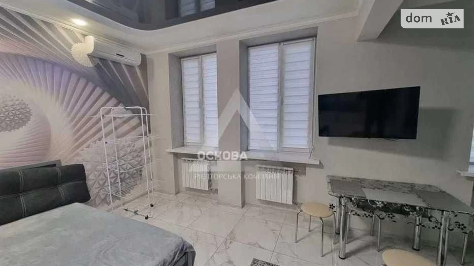 3-комнатная квартира 43 кв. м в Запорожье, ул. Независимой Украины - фото 3