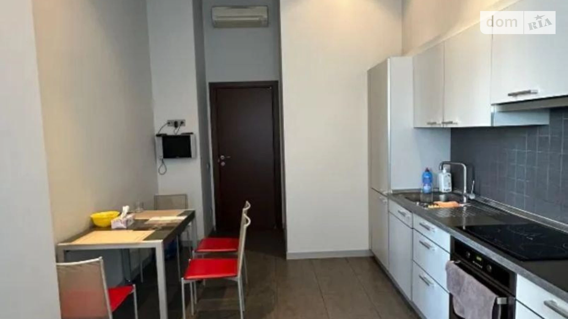 Сдается в аренду 3-комнатная квартира 130 кв. м в Днепре, ул. Левка Лукьяненко, 21А - фото 2