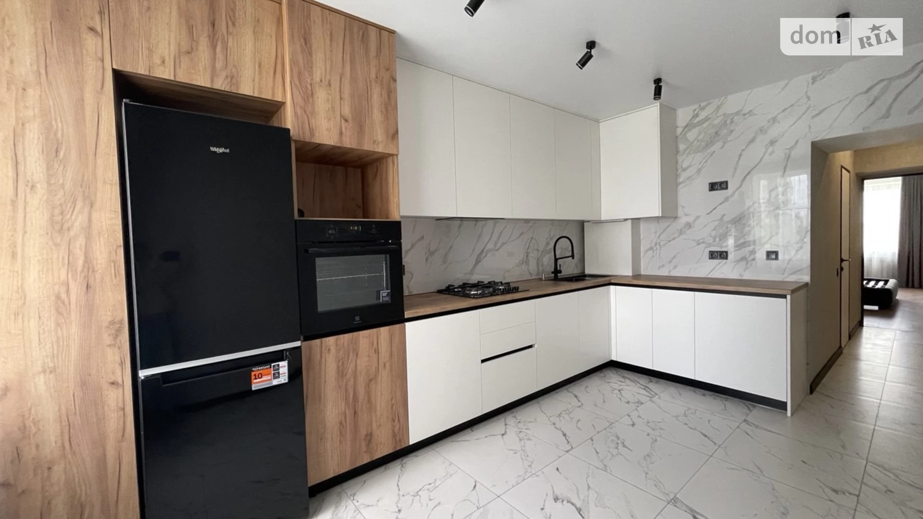 Продается 1-комнатная квартира 44 кв. м в Буче, ул. Вишневая, 35 - фото 2