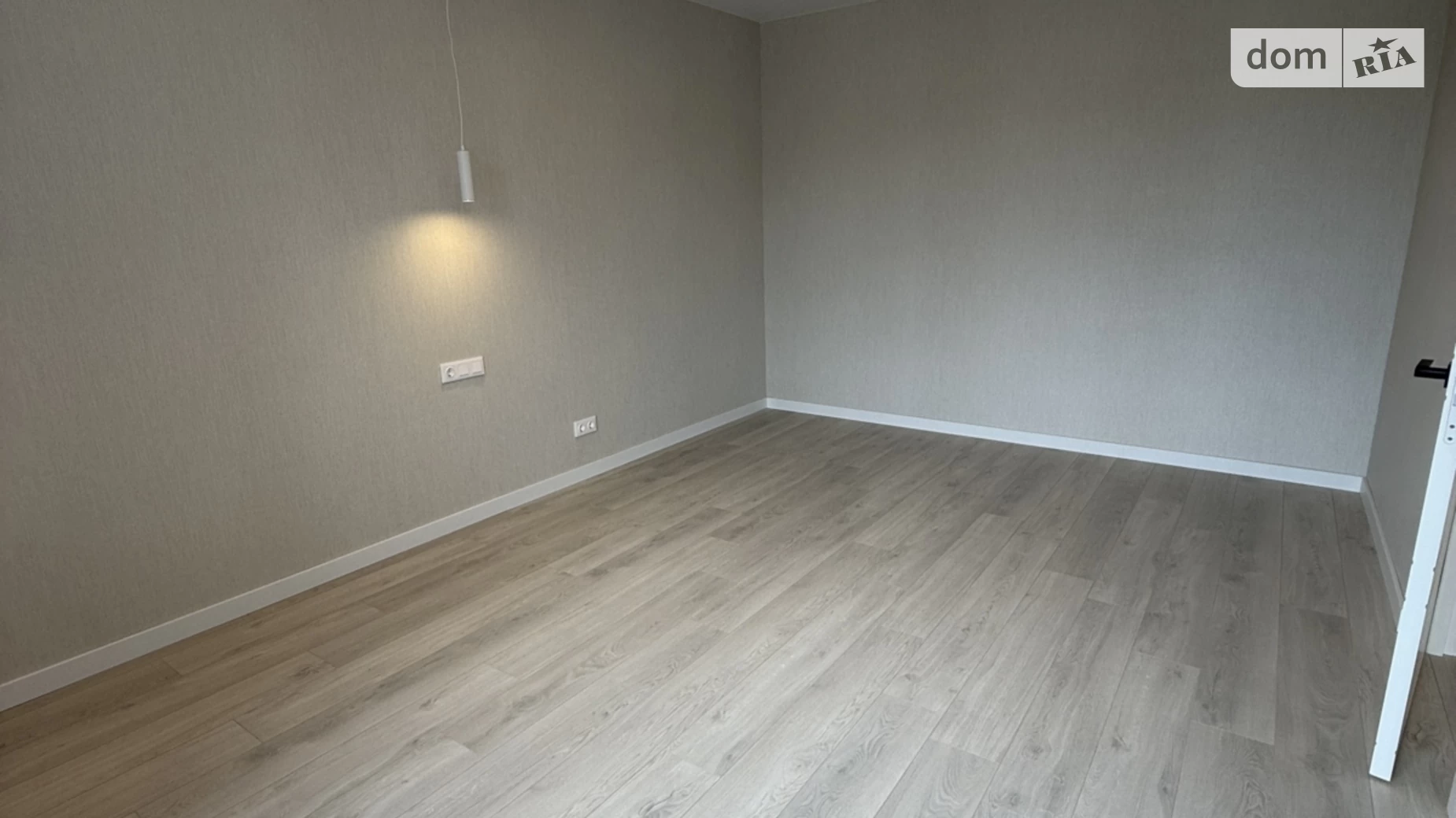 Продается 1-комнатная квартира 46 кв. м в Буче, цена: 53000 $ - фото 2