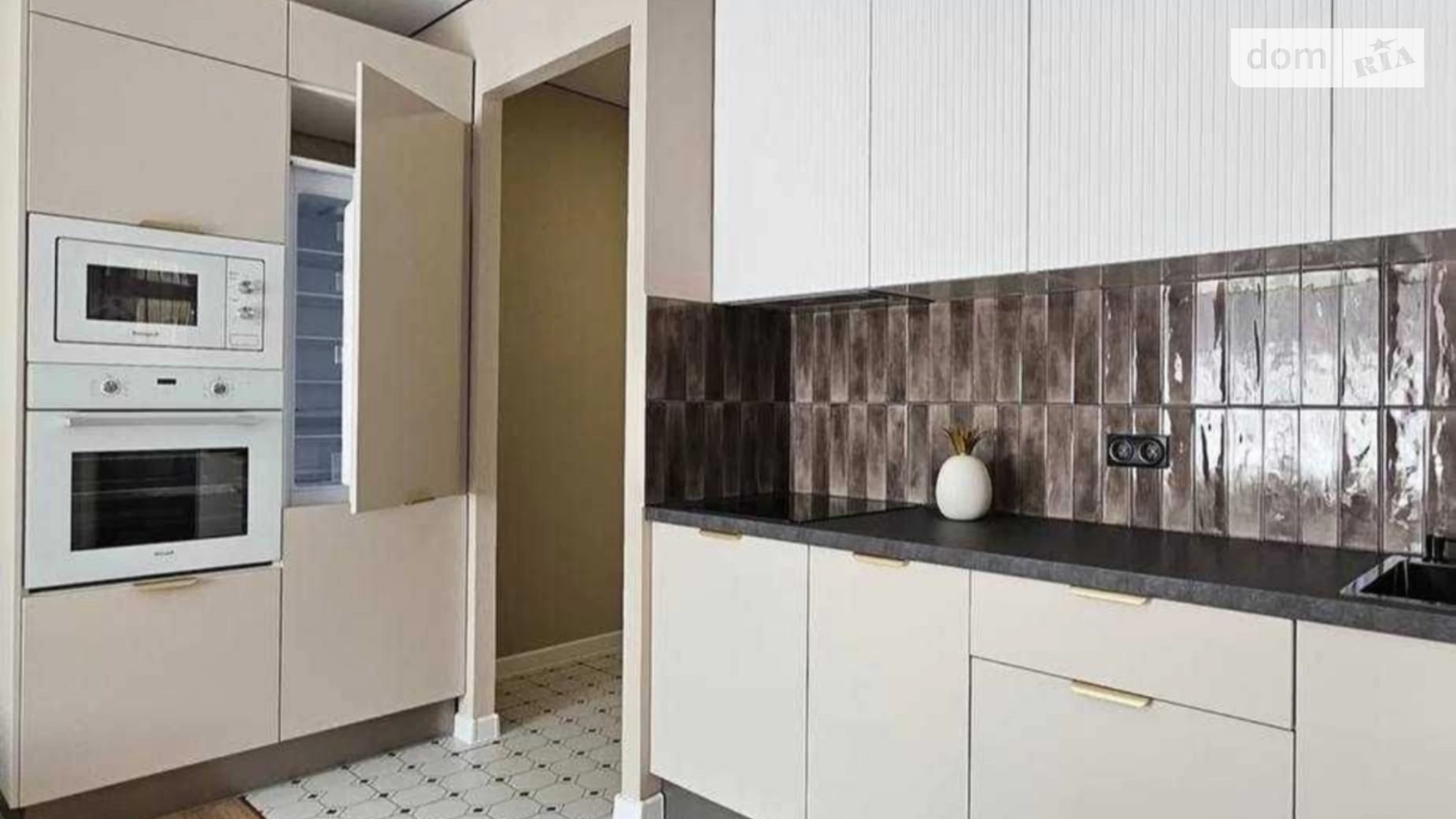Продается 2-комнатная квартира 53 кв. м в Киеве, ул. Михаила Максимовича - фото 4