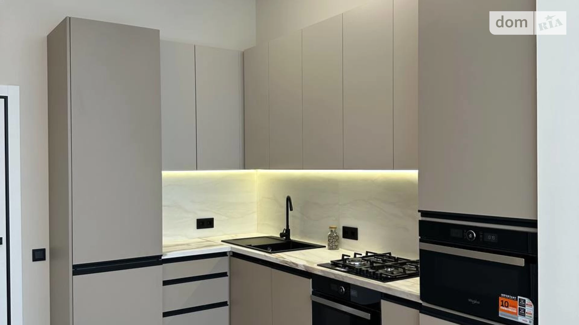 Продається 2-кімнатна квартира 76 кв. м у Хмельницькому, цена: 123000 $ - фото 2