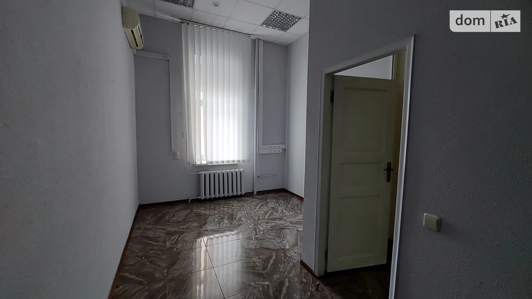 Сдается в аренду офис 143 кв. м в бизнес-центре, цена: 50050 грн - фото 2
