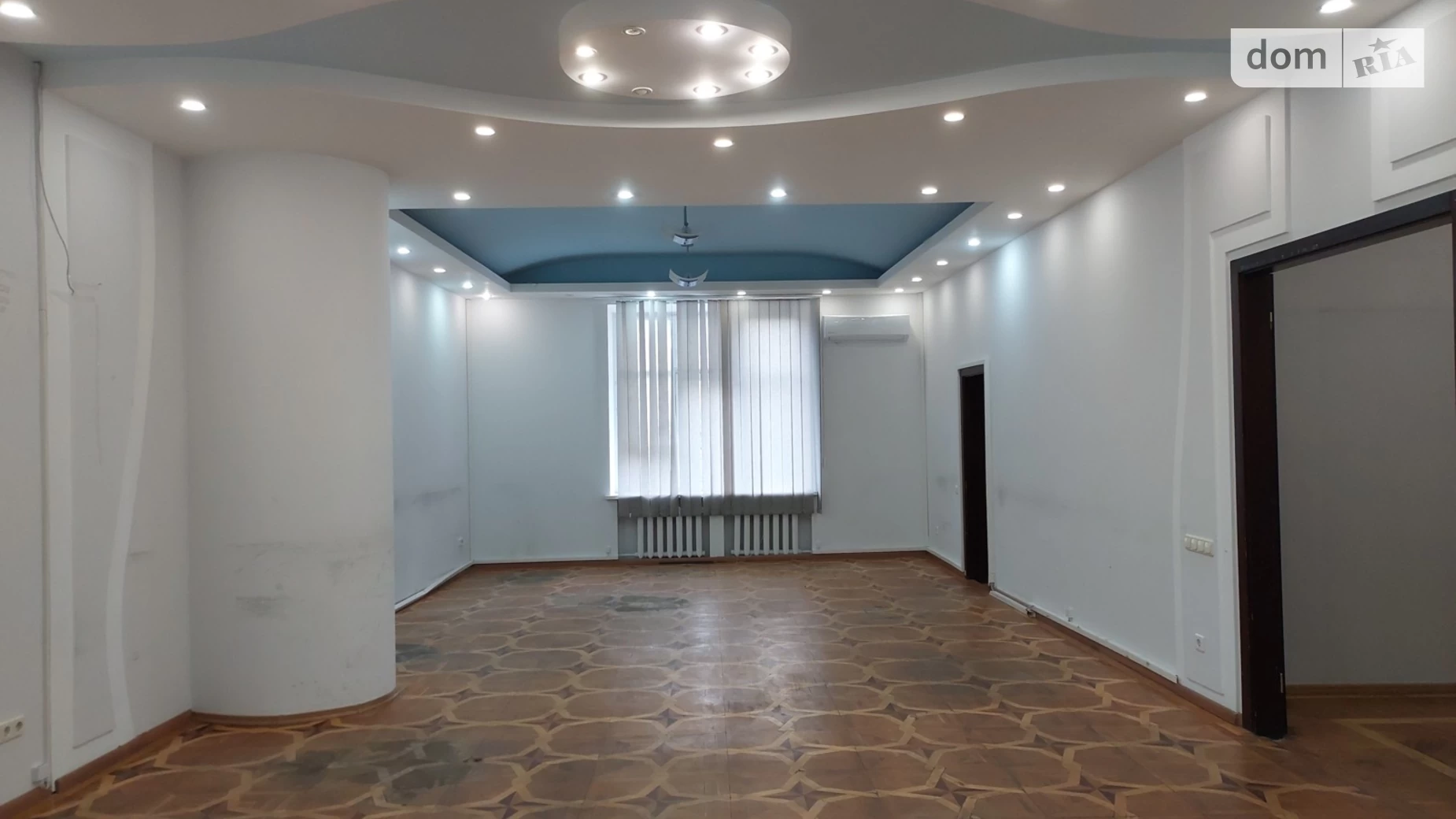 Сдается в аренду офис 169 кв. м в бизнес-центре, цена: 59150 грн - фото 4