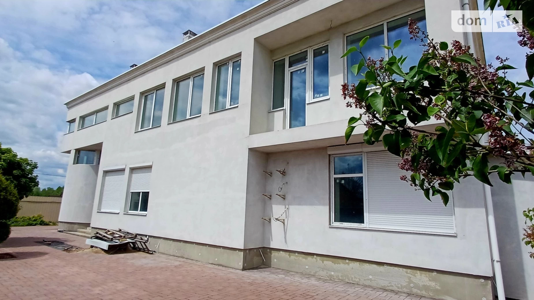 Продается дом на 3 этажа 325 кв. м с беседкой, цена: 400000 $ - фото 2