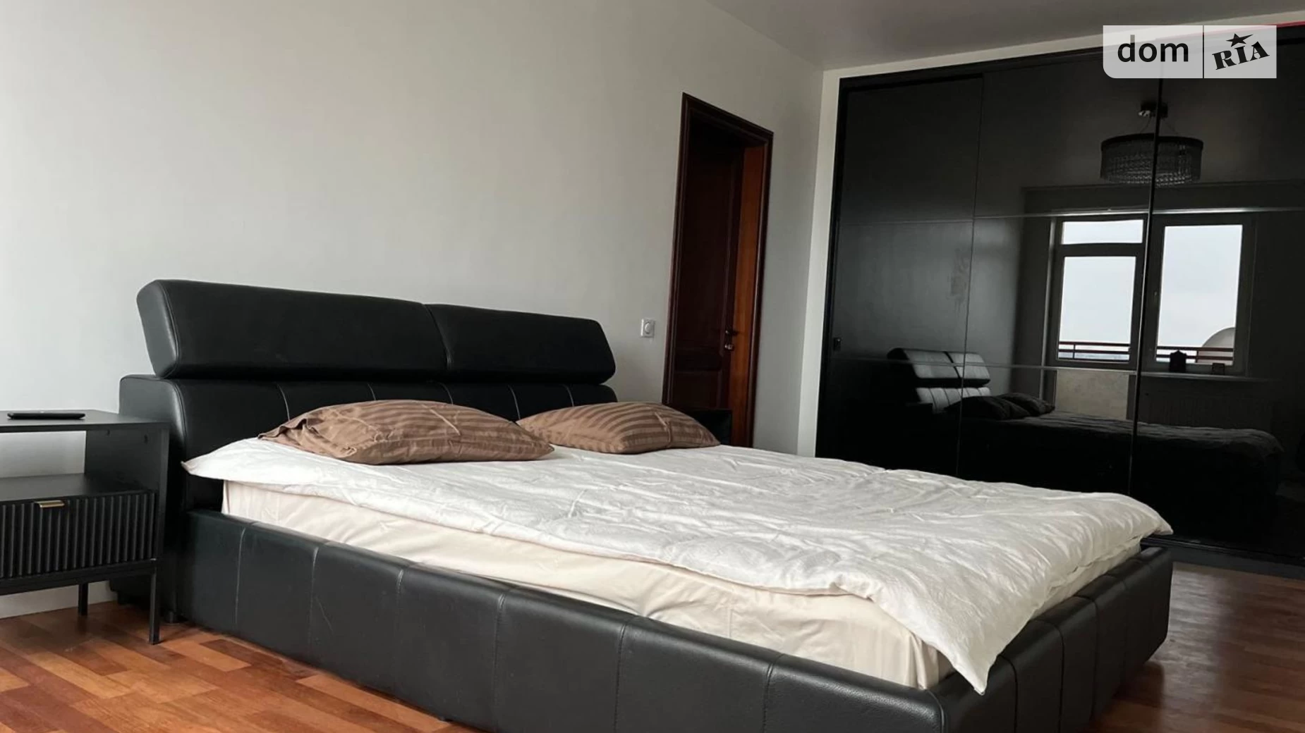 Продається 2-кімнатна квартира 70 кв. м у Львові, вул. Панча Петра - фото 3