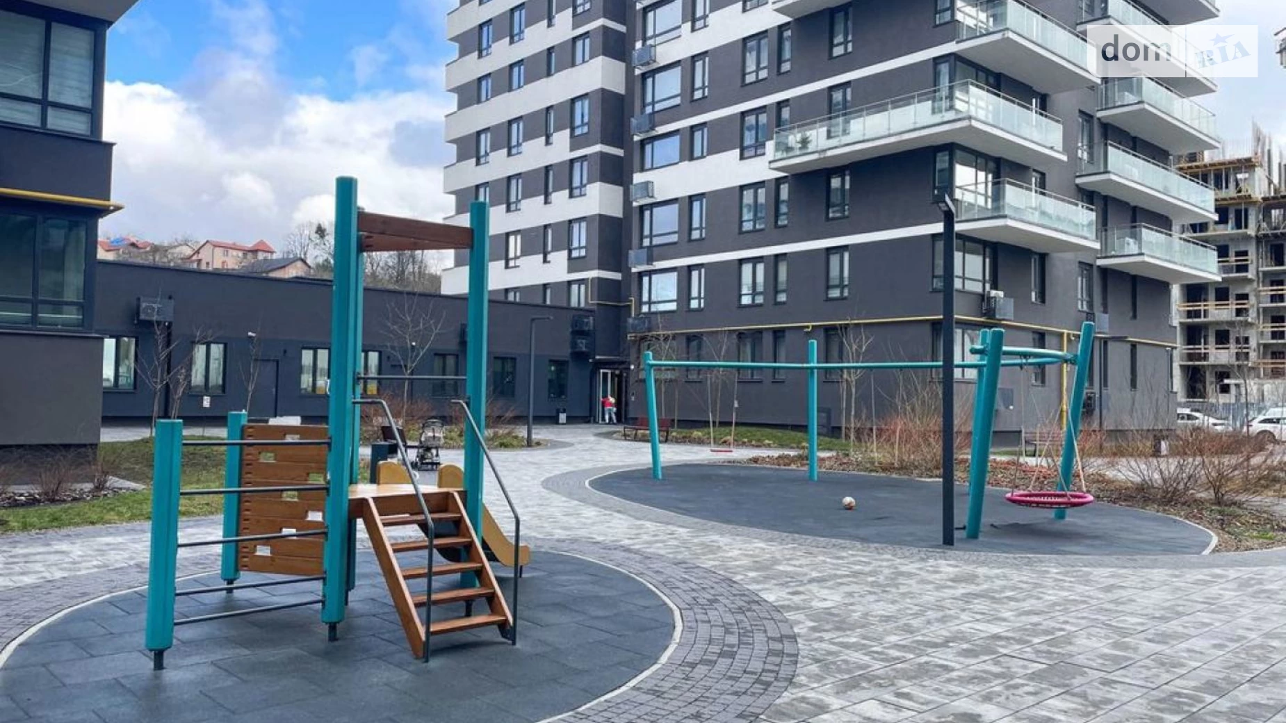 Продается 3-комнатная квартира 82 кв. м в Львове, ул. Топольная - фото 2