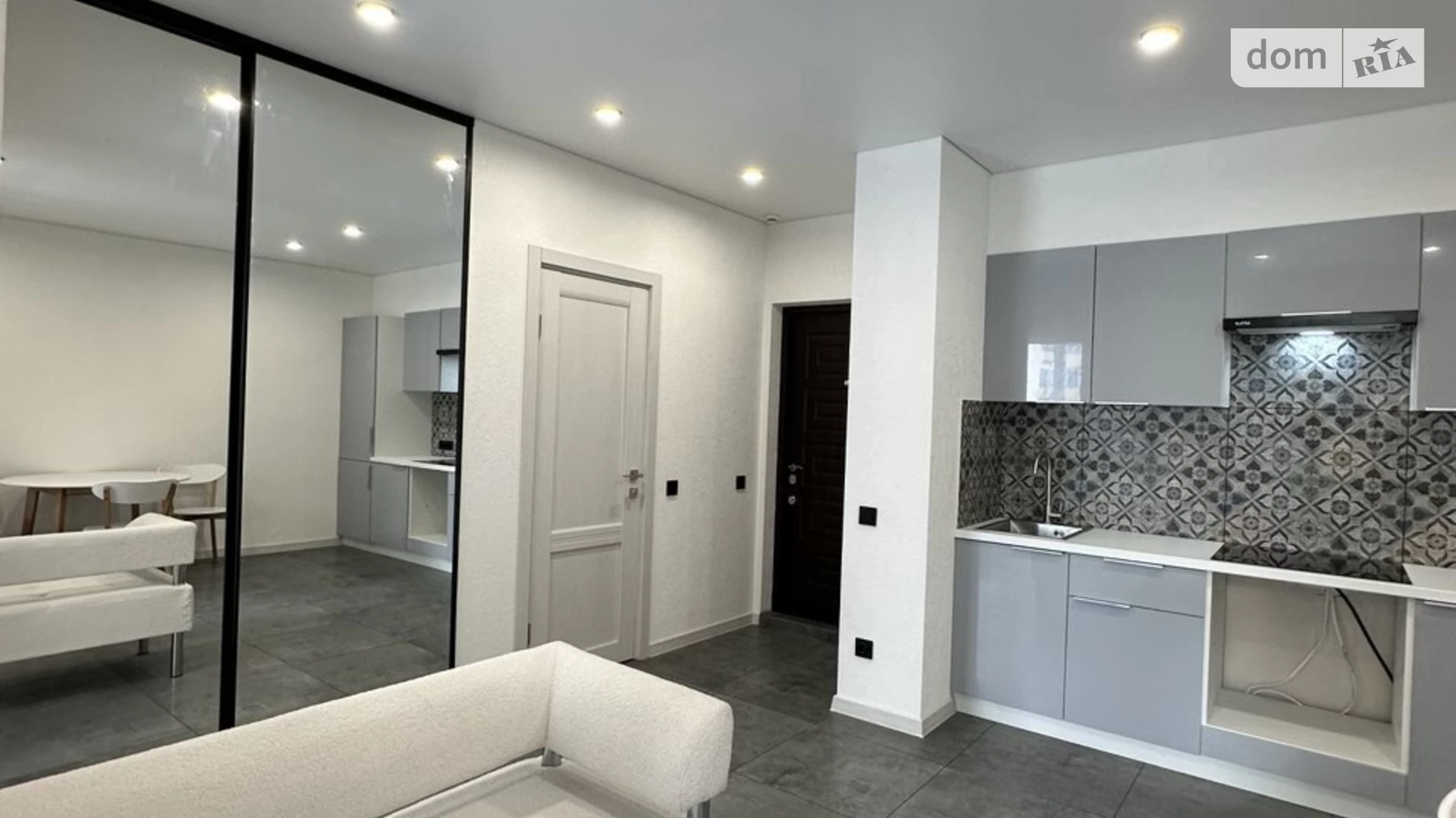 Продается 2-комнатная квартира 44 кв. м в Крыжановка, ул. Академика Сахарова, 3В - фото 4