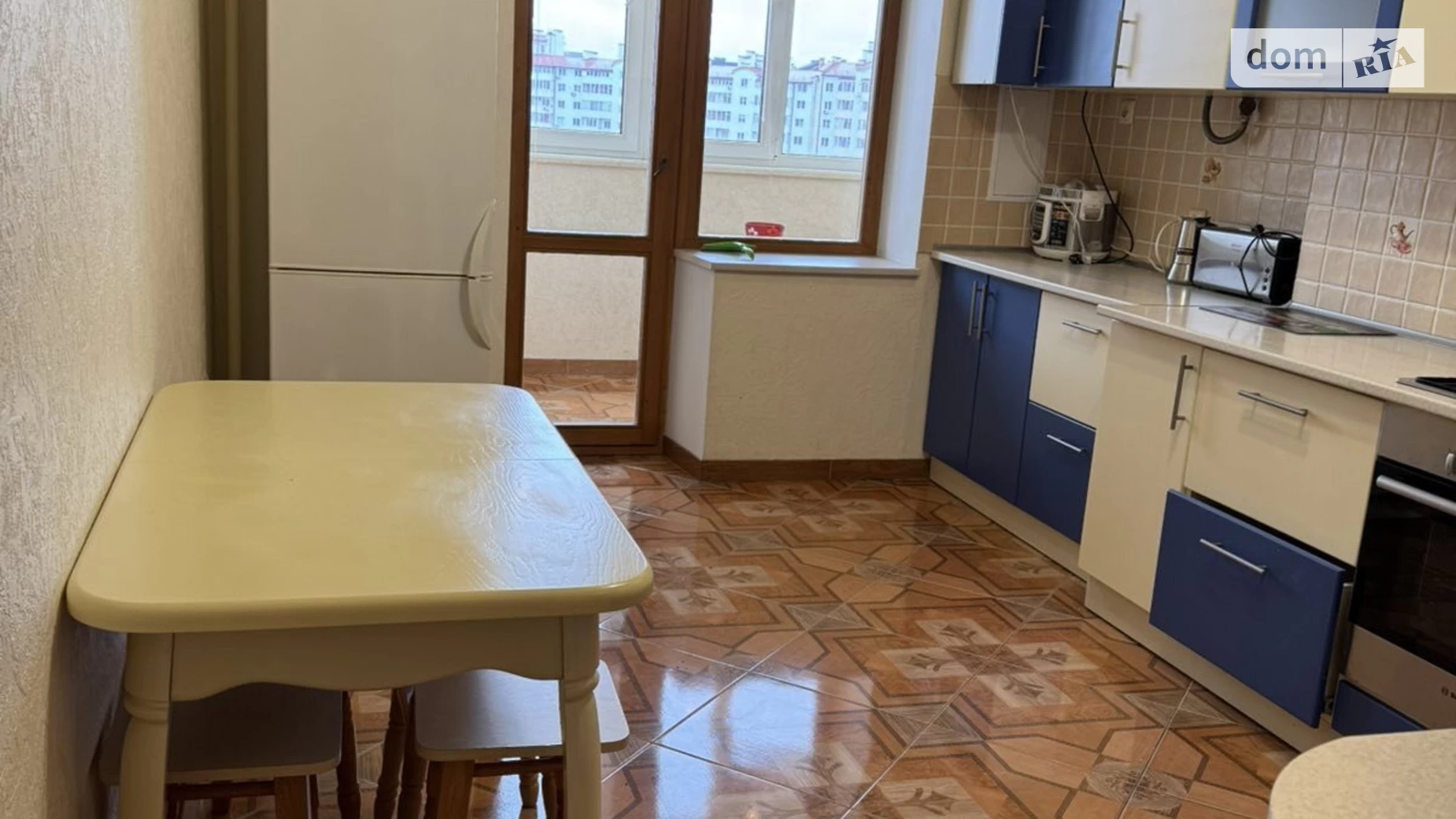 Сдается в аренду 3-комнатная квартира 115 кв. м в Ивано-Франковске, ул. Стуса Василия, 35 - фото 2