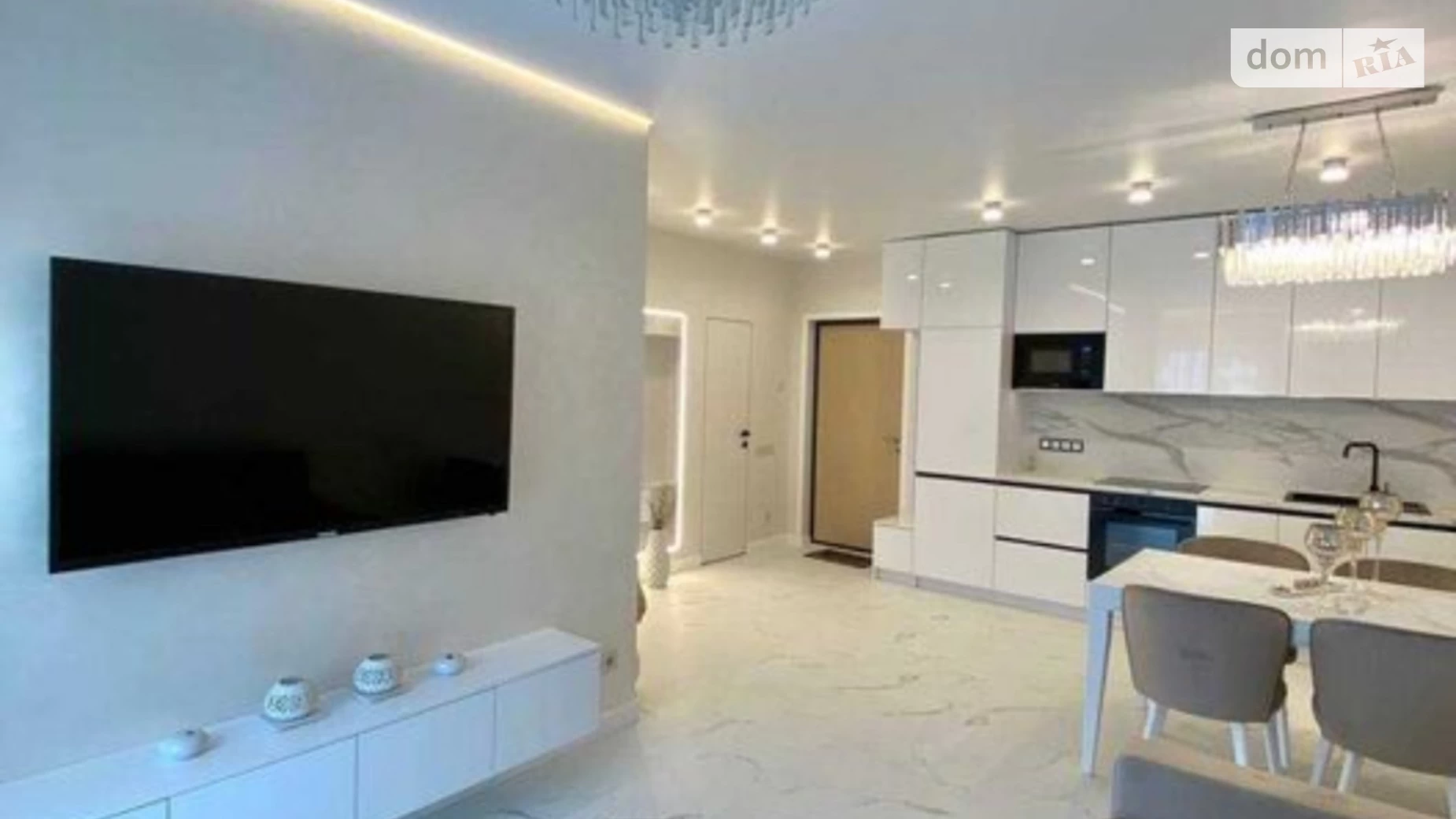 Продается 2-комнатная квартира 41 кв. м в Киеве, ул. Михаила Максимовича, 24В - фото 2