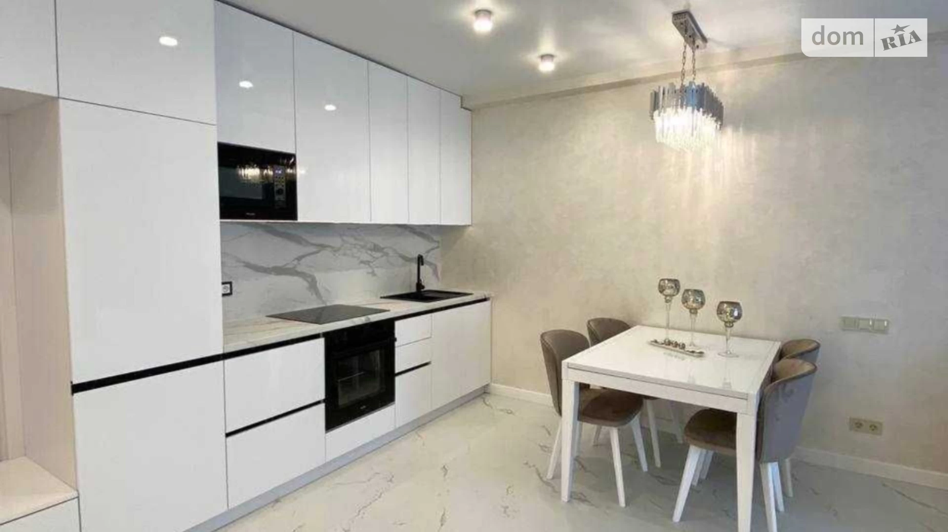 Продается 2-комнатная квартира 41 кв. м в Киеве, ул. Михаила Максимовича, 24В - фото 4