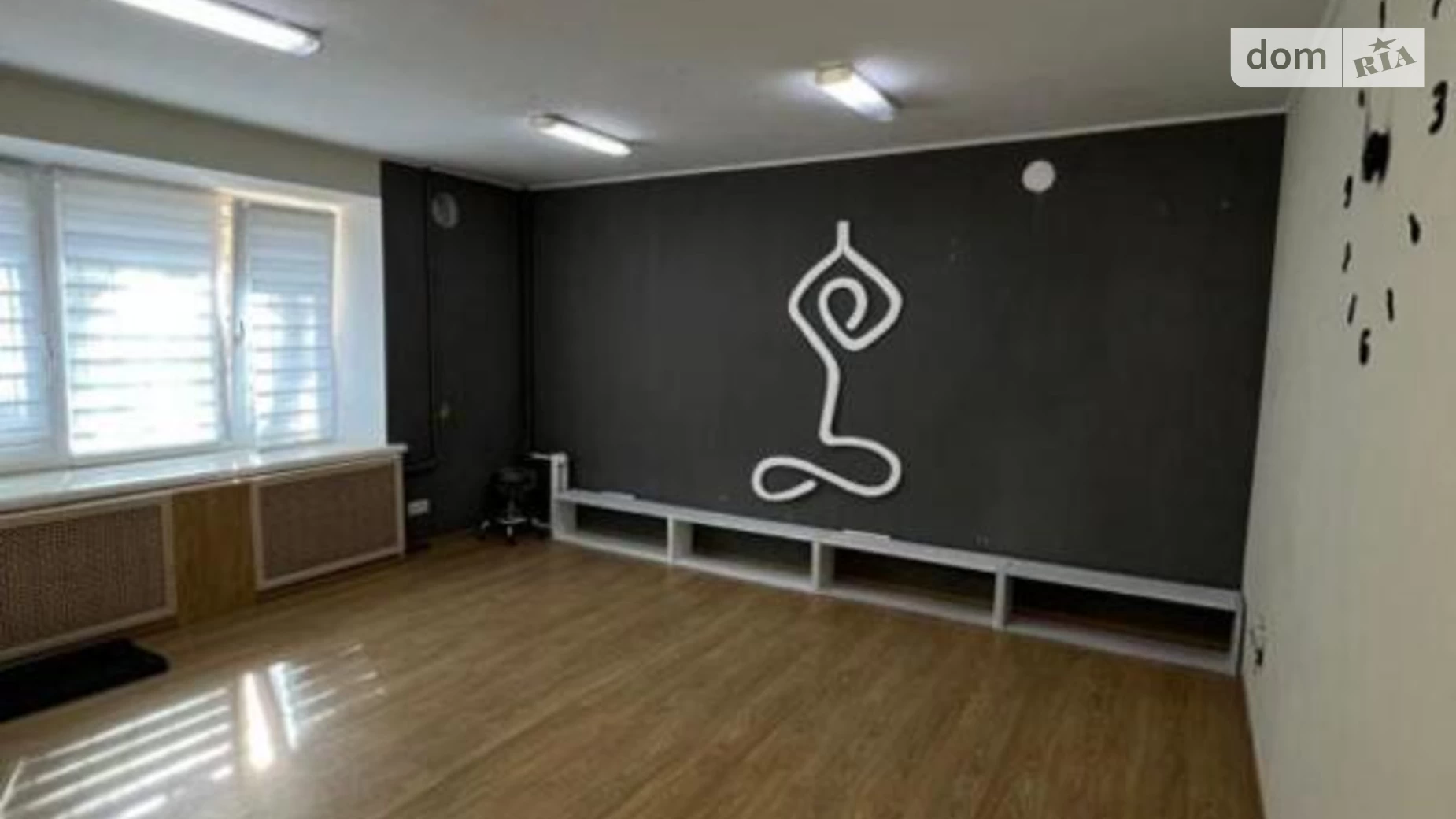 Продається 1-кімнатна квартира 41 кв. м у Києві, бул. Лесі Українки, 28А - фото 2