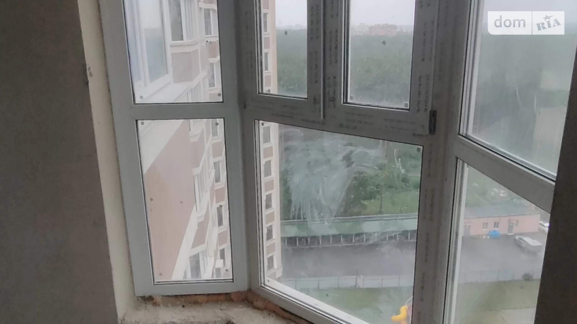 Продається 2-кімнатна квартира 65 кв. м у Ірпені, вул. Університетська(Карла Маркса), 1В - фото 2