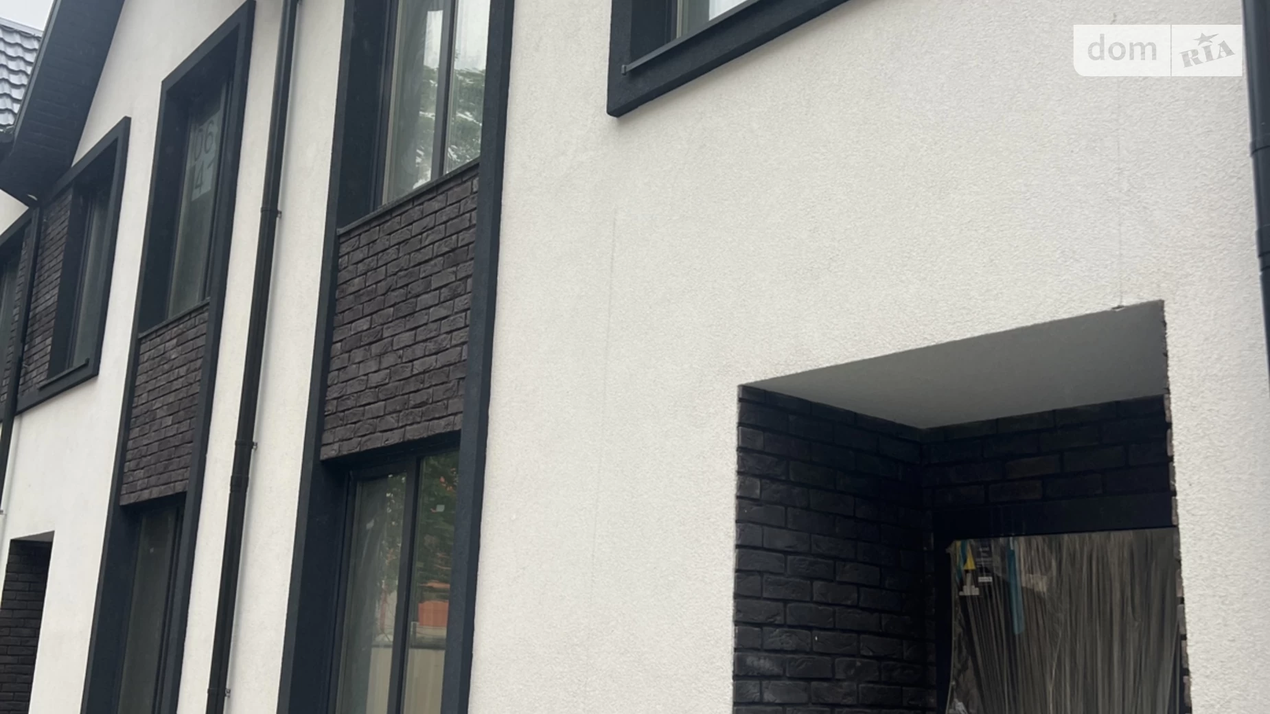 Продается дом на 3 этажа 120 кв. м с мебелью, цена: 120000 $ - фото 2