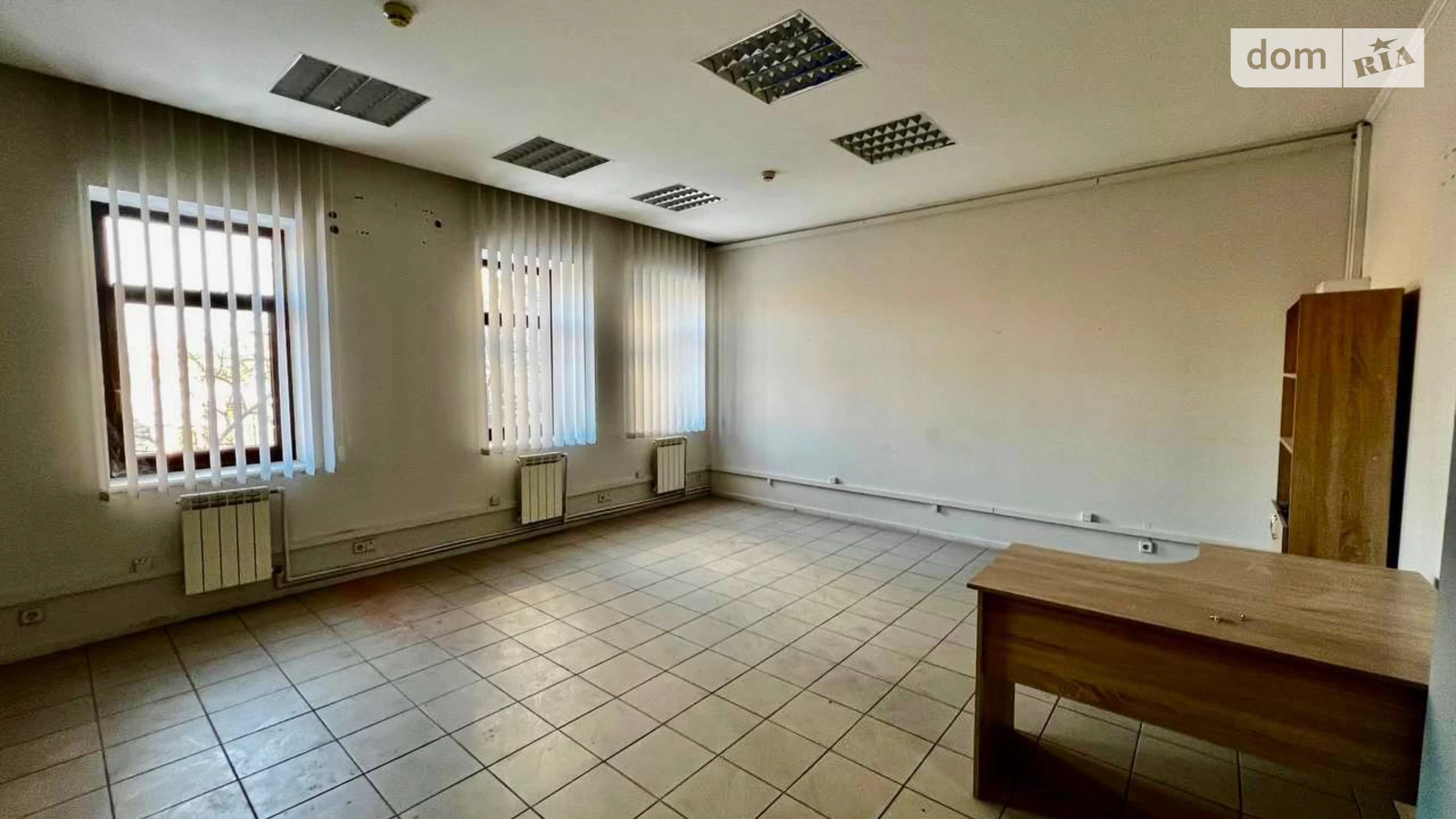 Сдается в аренду офис 90 кв. м в бизнес-центре, цена: 27000 грн - фото 3