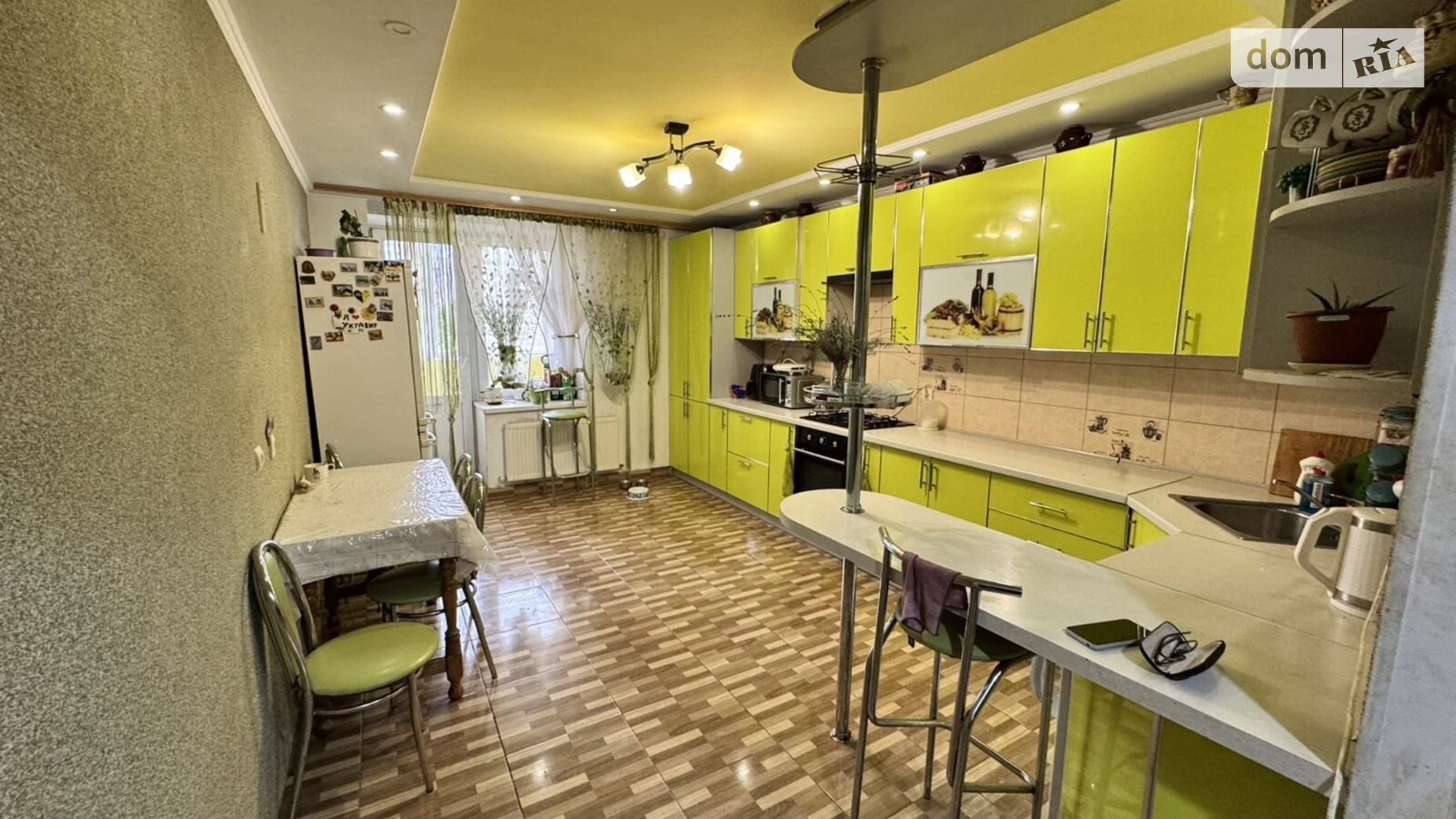 Продается 3-комнатная квартира 104.8 кв. м в Черткове, ул. Сичинского, 9А - фото 3