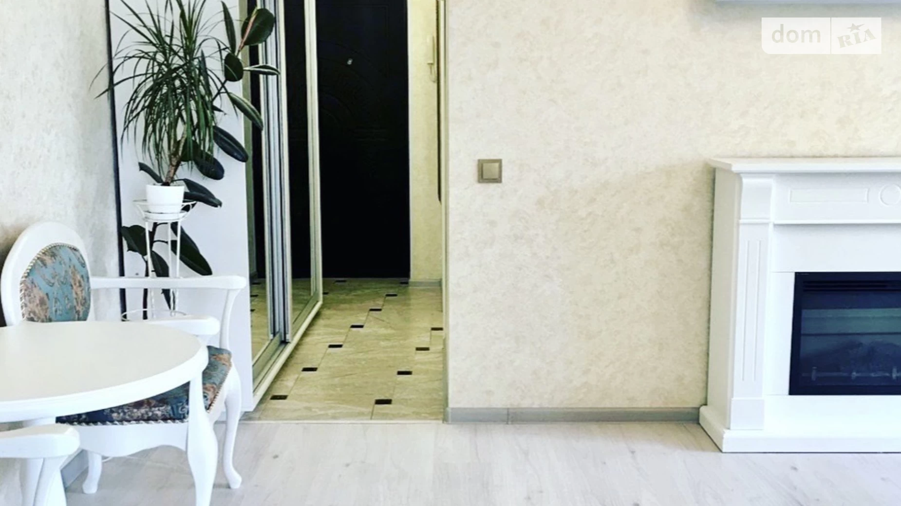 Продается 2-комнатная квартира 44.4 кв. м в Киеве, ул. Маккейна Джона, 35Б - фото 2