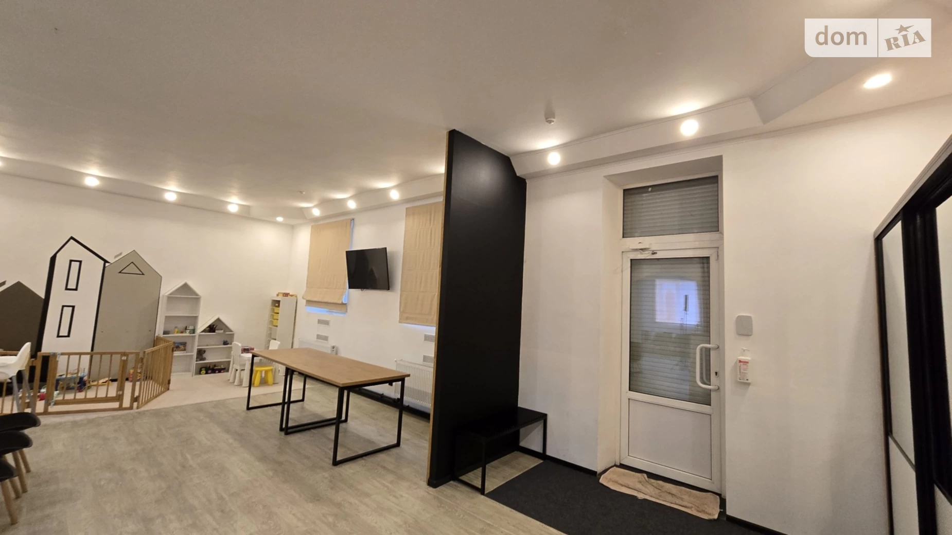 Сдается в аренду офис 90 кв. м в бизнес-центре, цена: 15000 грн - фото 4