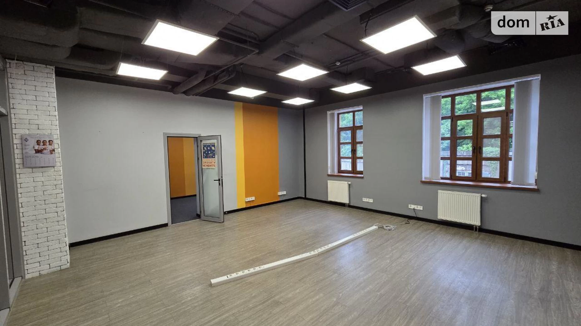 Сдается в аренду офис 800 кв. м в бизнес-центре, цена: 15600 $ - фото 4