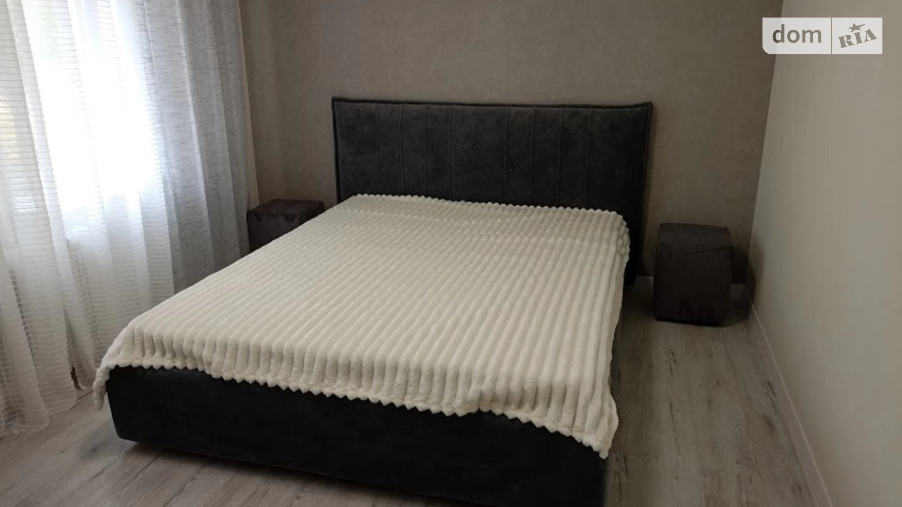 Продається 1-кімнатна квартира 38 кв. м у Києві, просп. Володимира Івасюка, 16В/1 - фото 2