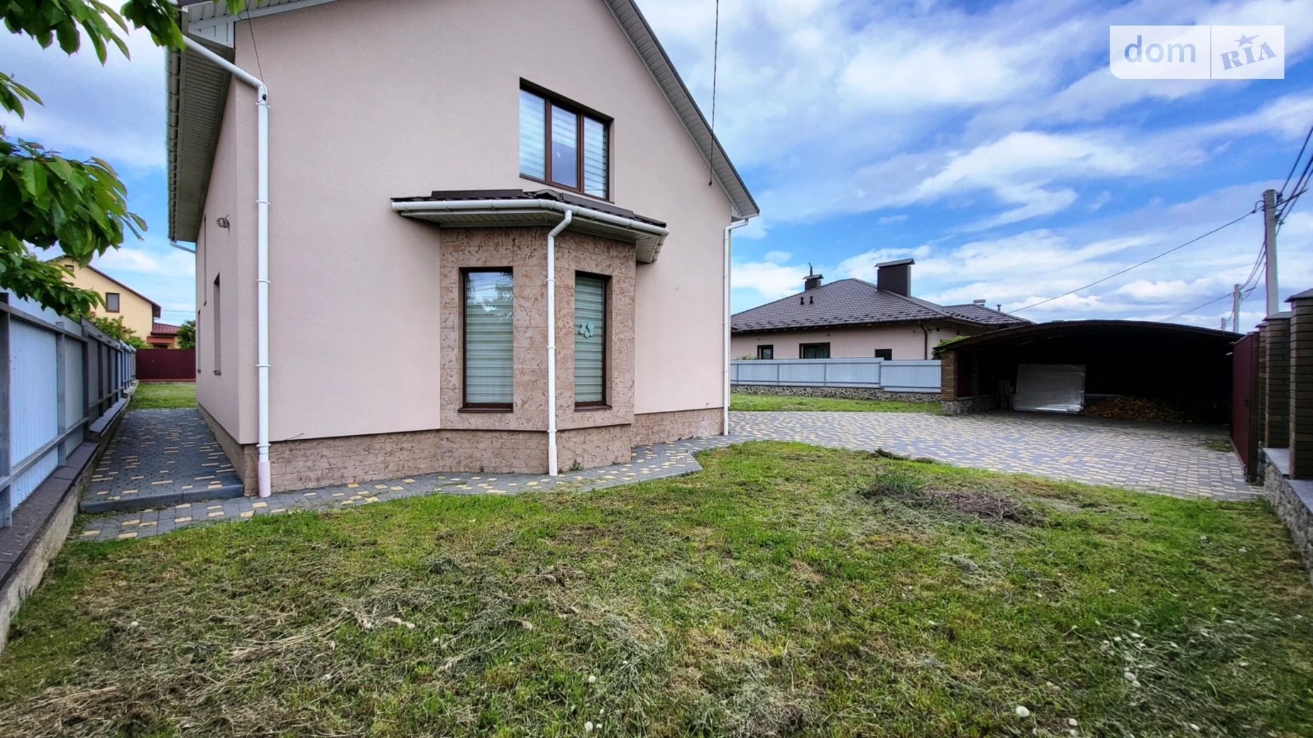 Продается дом на 2 этажа 156 кв. м с балконом, цена: 165000 $ - фото 2