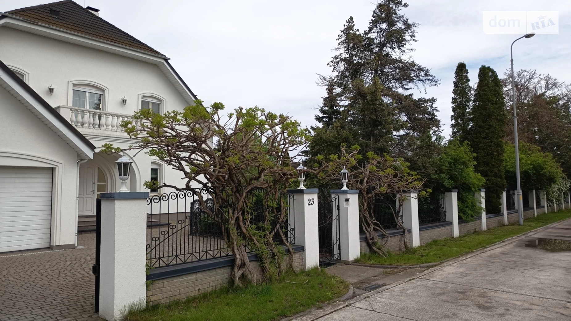 Сдается в аренду дом на 3 этажа 350 кв. м с гаражом, цена: 2500 $ - фото 2