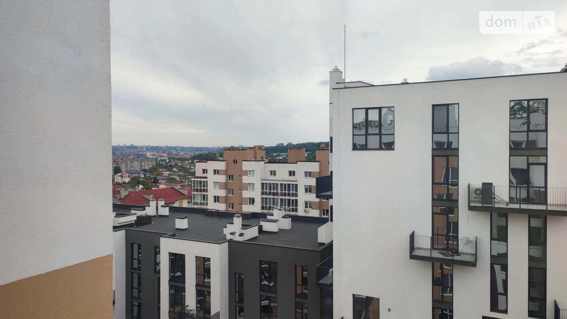 Продається 2-кімнатна квартира 71.05 кв. м у Львові, вул. Малоголосківська - фото 5
