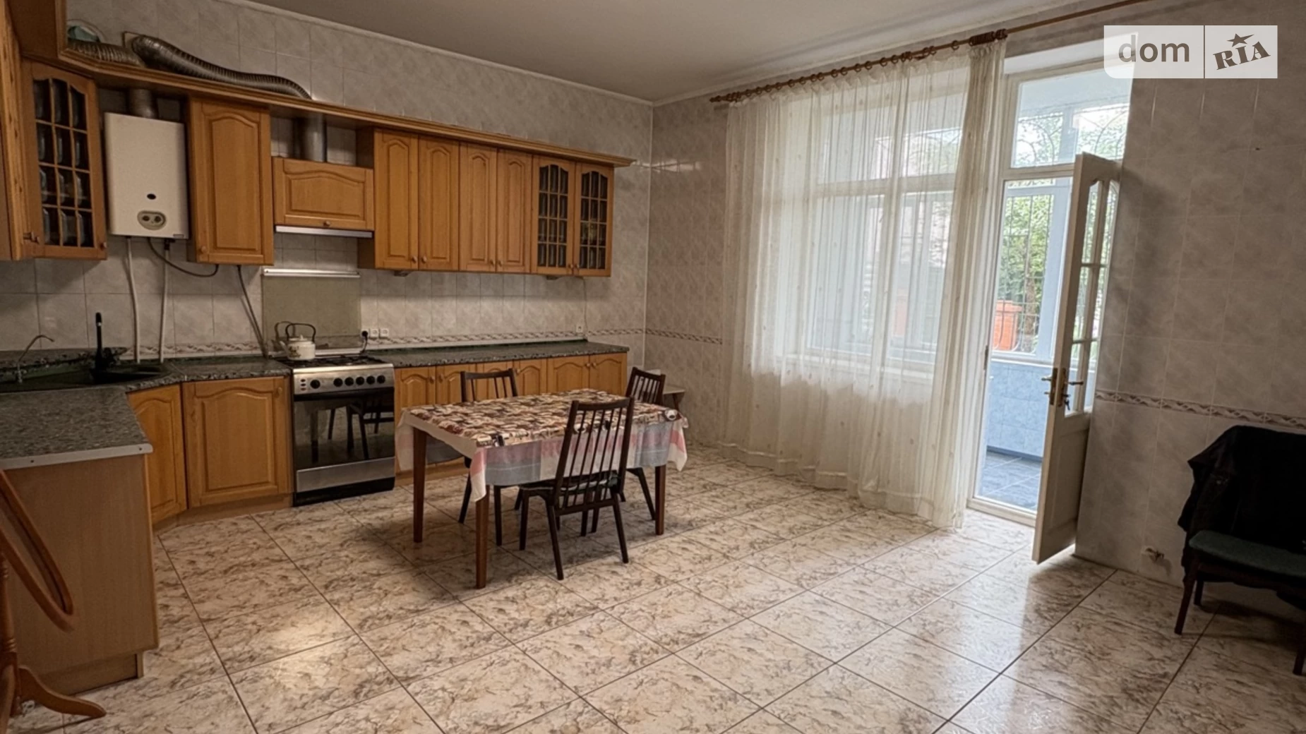 Продается дом на 2 этажа 250 кв. м с участком, цена: 180000 $ - фото 3