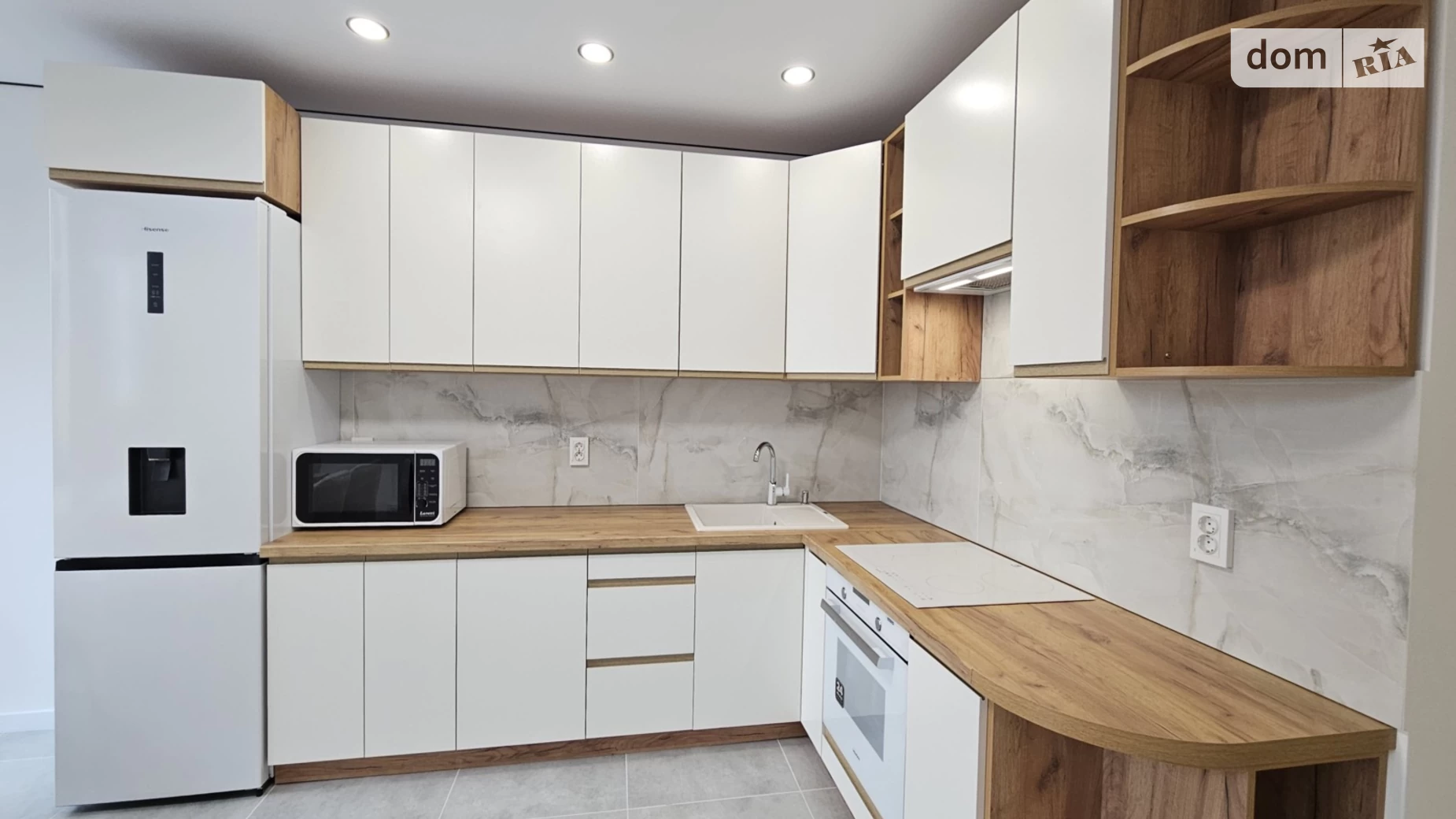 Продается 1-комнатная квартира 42 кв. м в Ивано-Франковске, ул. Вовчинецька, 223А - фото 2
