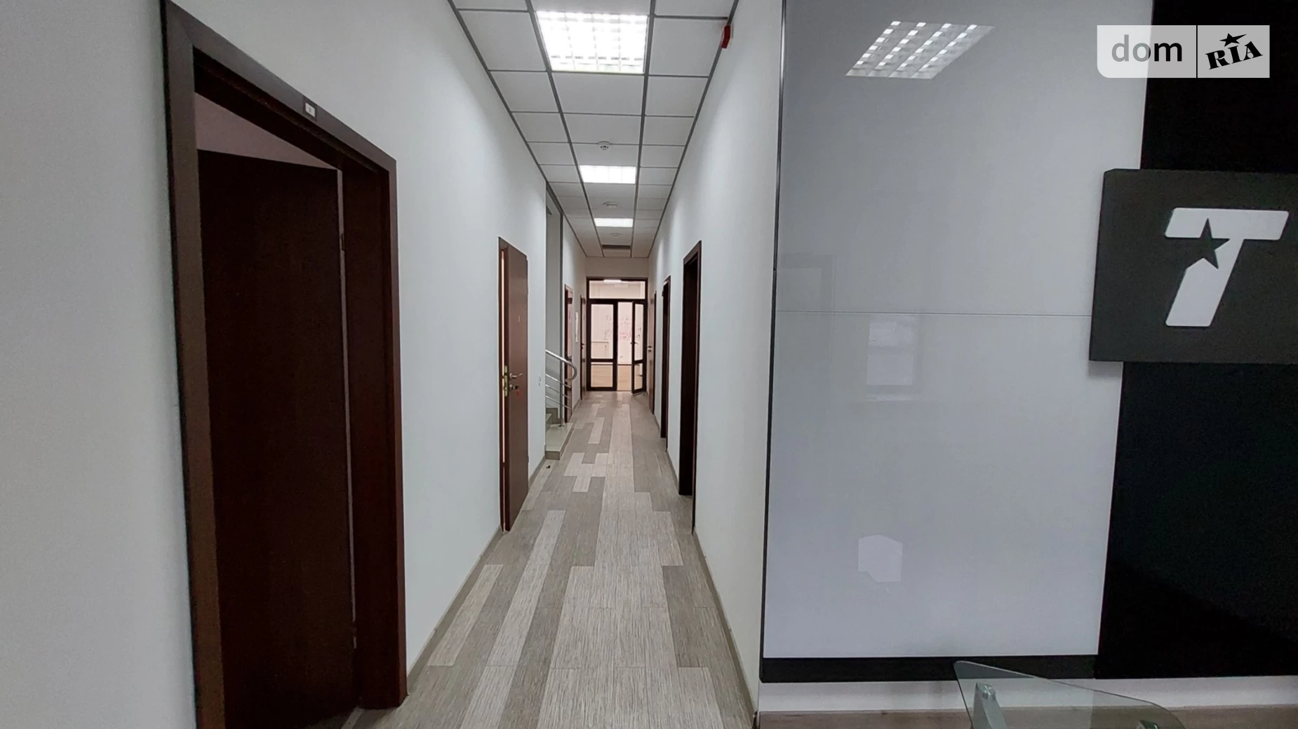 Сдается в аренду офис 465 кв. м в бизнес-центре, цена: 6510 $ - фото 4