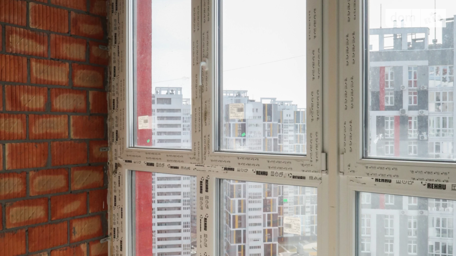 Продается 1-комнатная квартира 53 кв. м в Киеве, ул. Евгения Маланюка(Сагайдака), 101 - фото 3