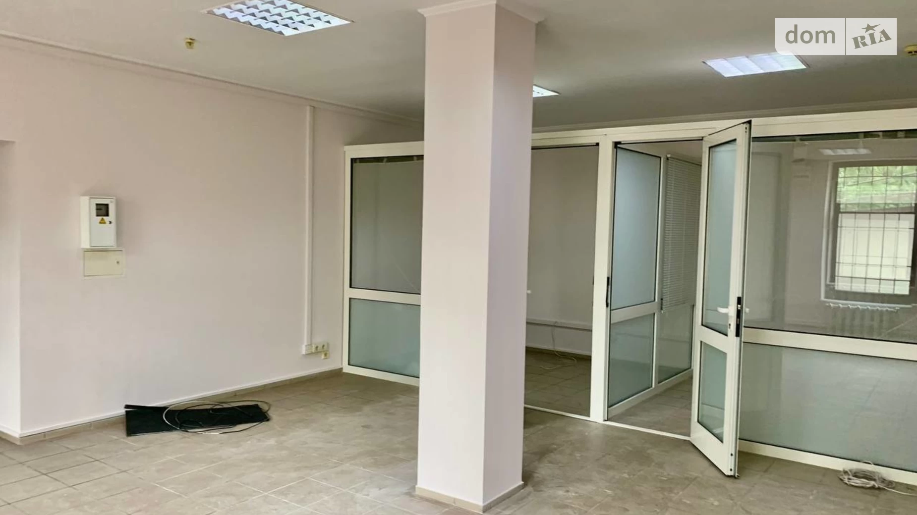 Здається в оренду офіс 50 кв. м в бізнес-центрі, цена: 15000 грн - фото 2