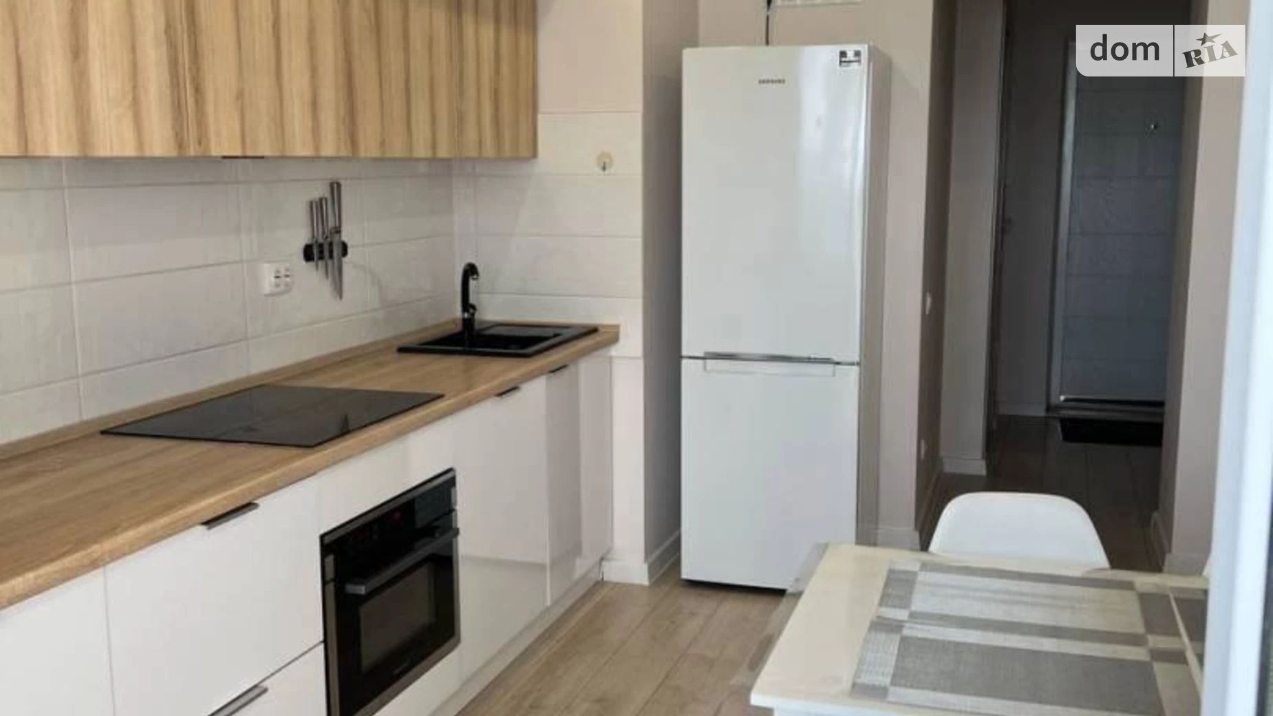 Продається 1-кімнатна квартира 46 кв. м у Одесі, вул. Гранітна - фото 2