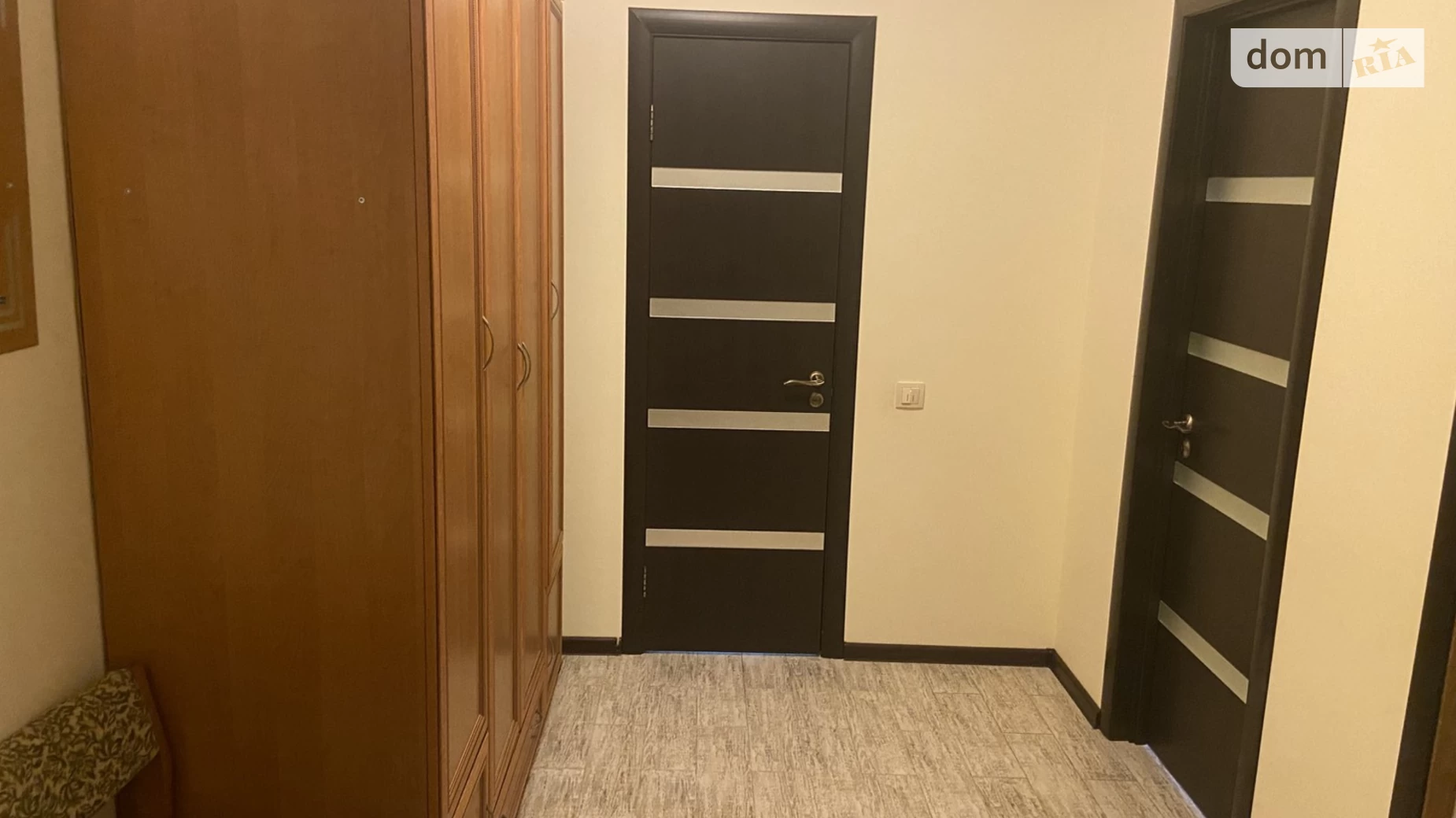 Продается 2-комнатная квартира 52 кв. м в Одессе, мас. Радужный - фото 2