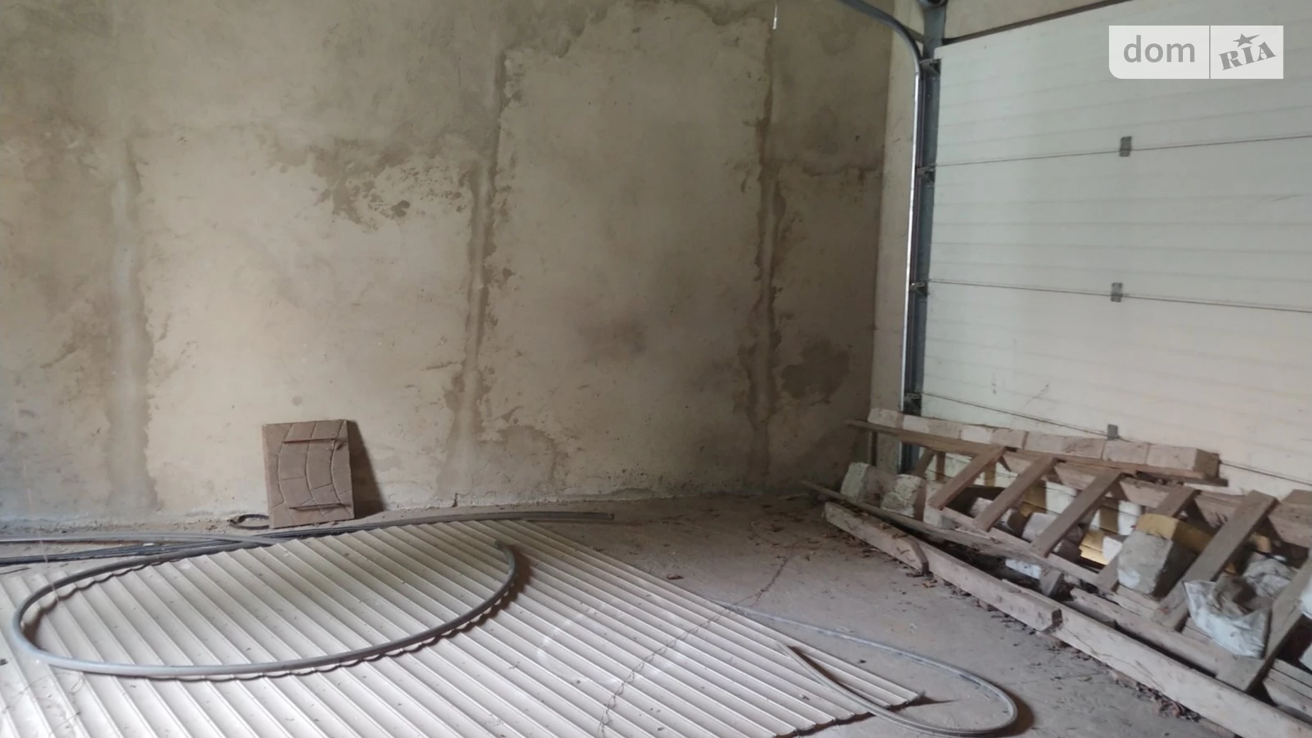 Продается дом на 2 этажа 904 кв. м с бассейном, цена: 550000 $ - фото 5