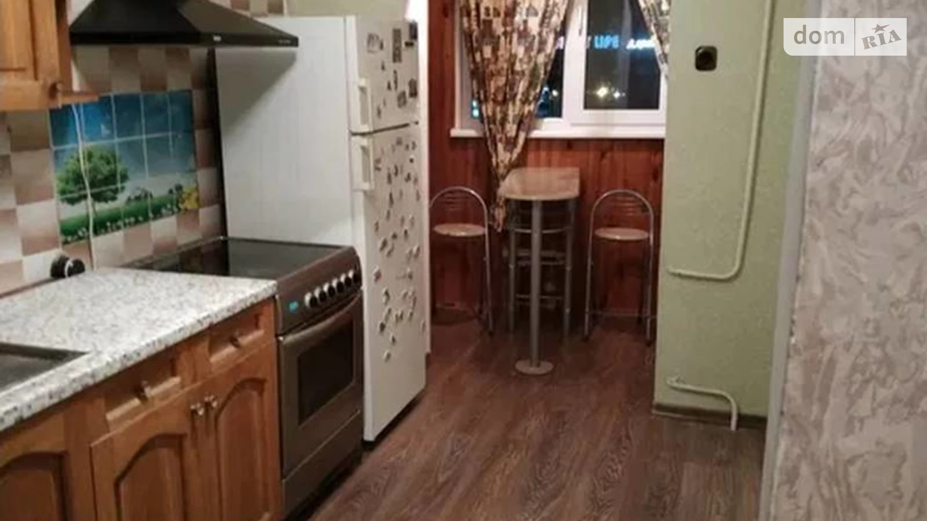 Продается 2-комнатная квартира 53 кв. м в Одессе, ул. Инглези, 3/3 - фото 2