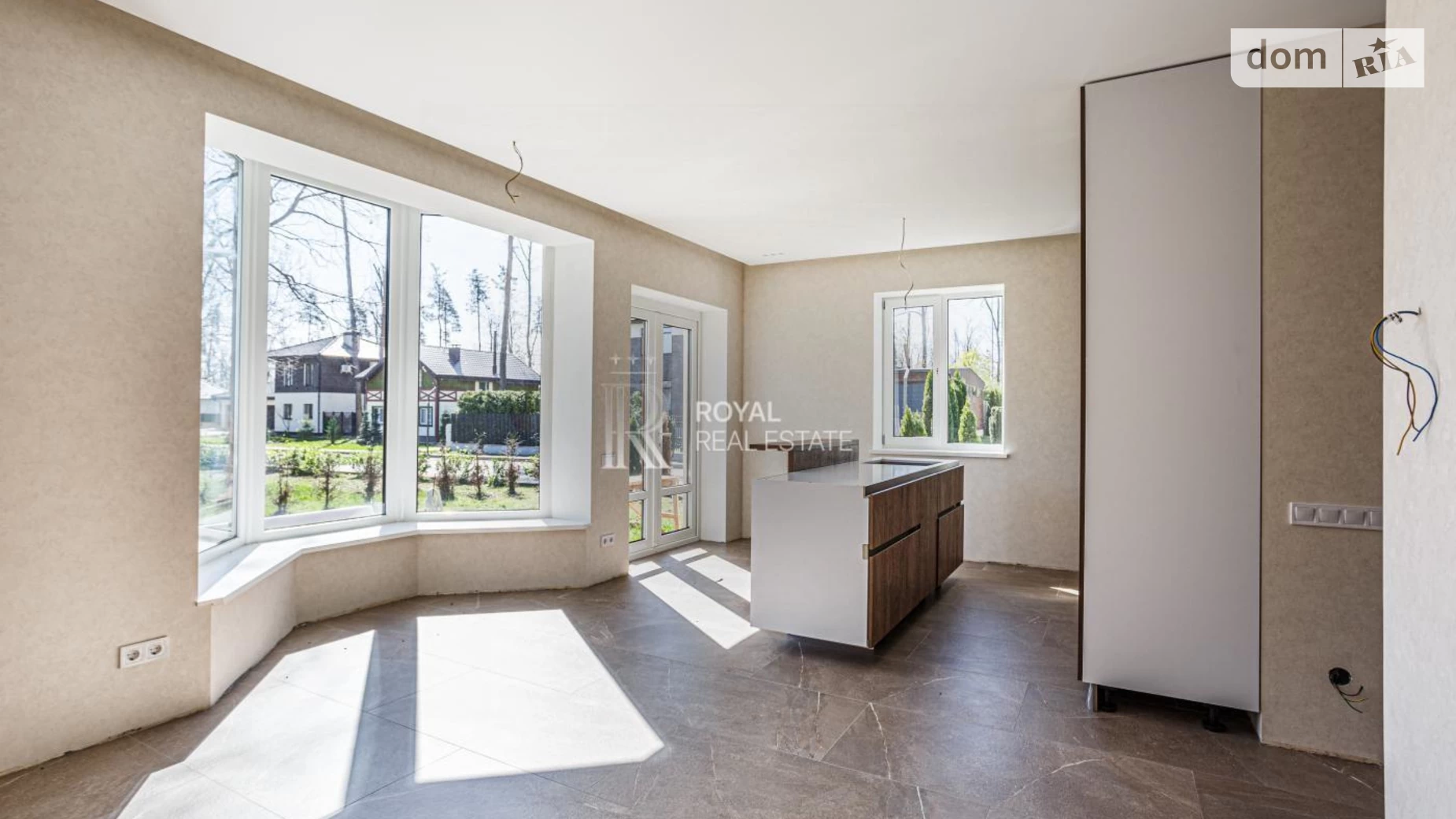 Продается дом на 2 этажа 135 кв. м с террасой, цена: 355000 € - фото 2