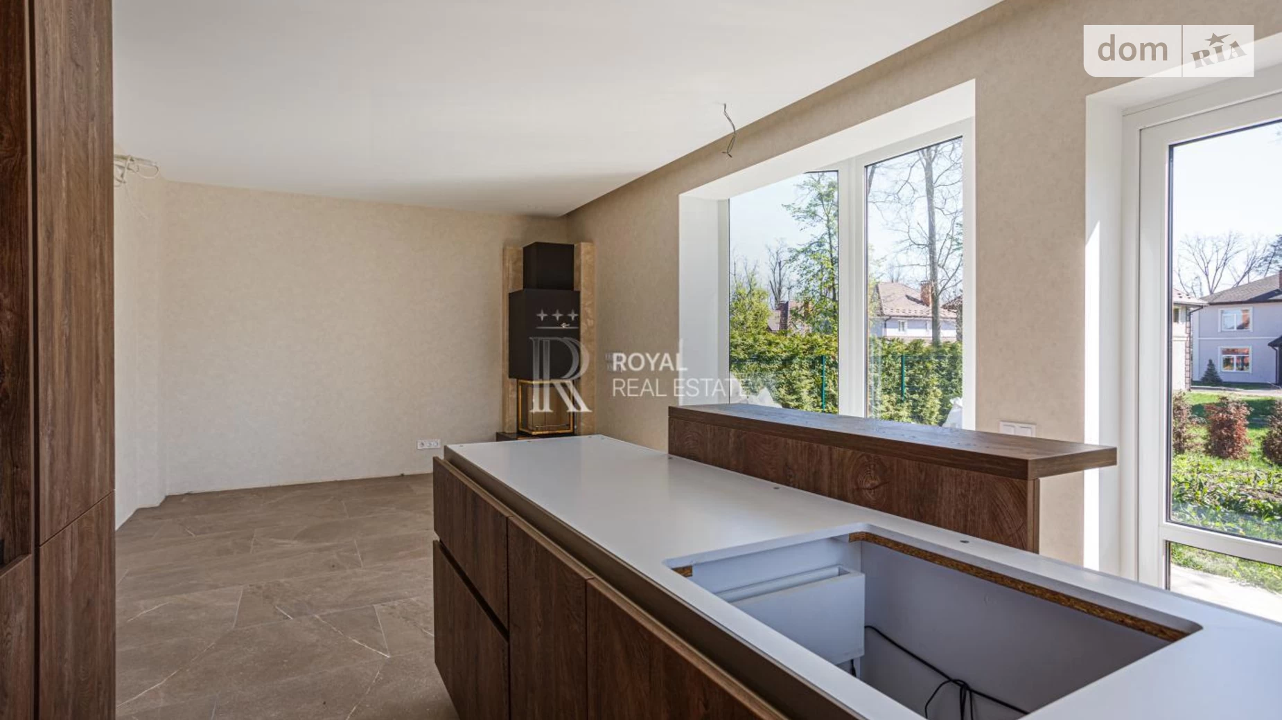Продается дом на 2 этажа 135 кв. м с камином, цена: 355000 € - фото 3