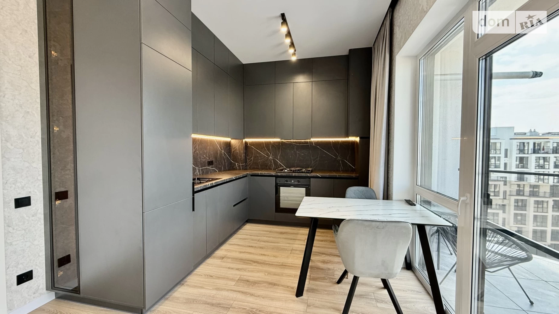 Продается 2-комнатная квартира 71 кв. м в Ужгороде, цена: 114999 $ - фото 5