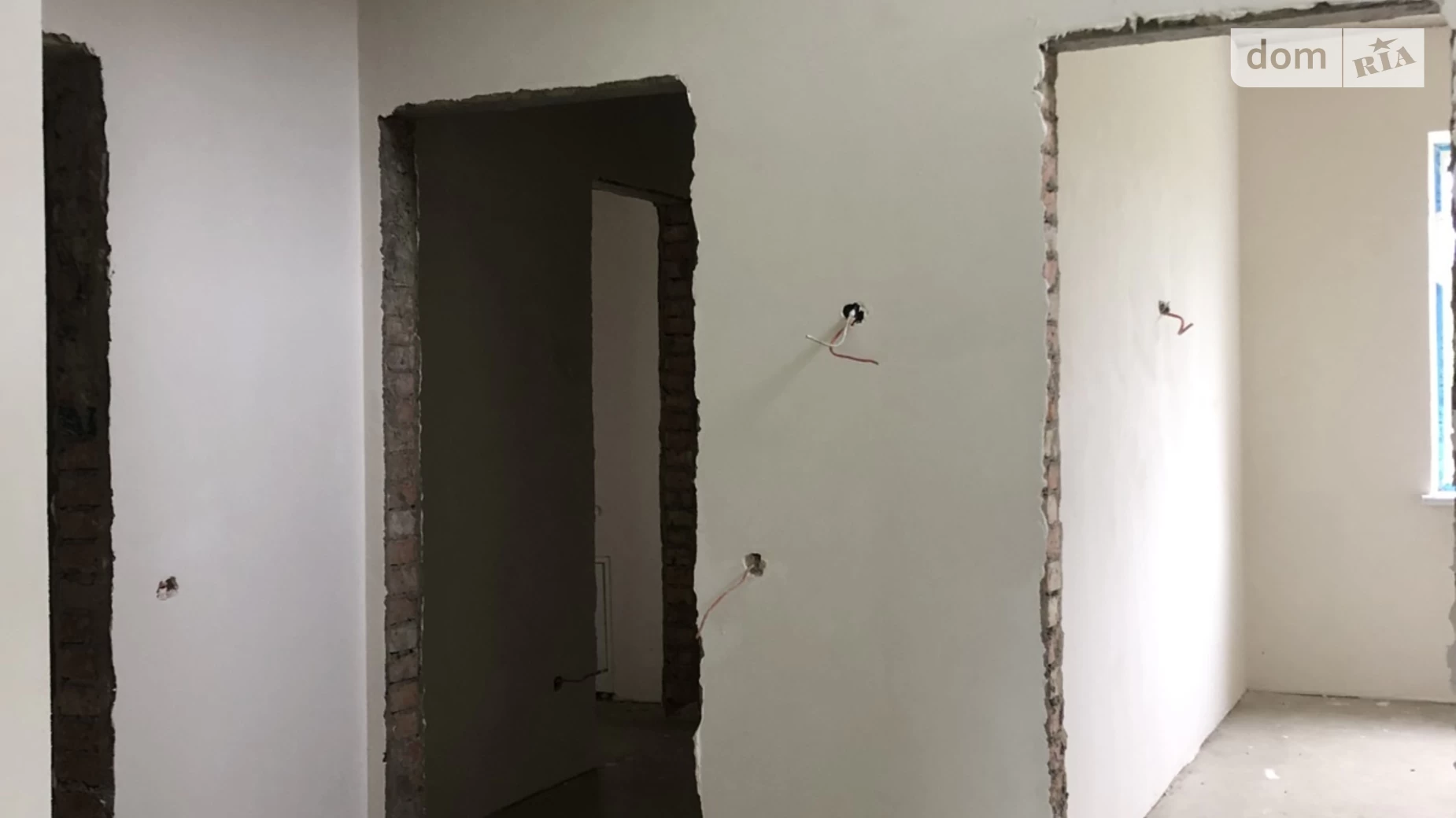 Продается дом на 2 этажа 125 кв. м с террасой, цена: 130000 $ - фото 2