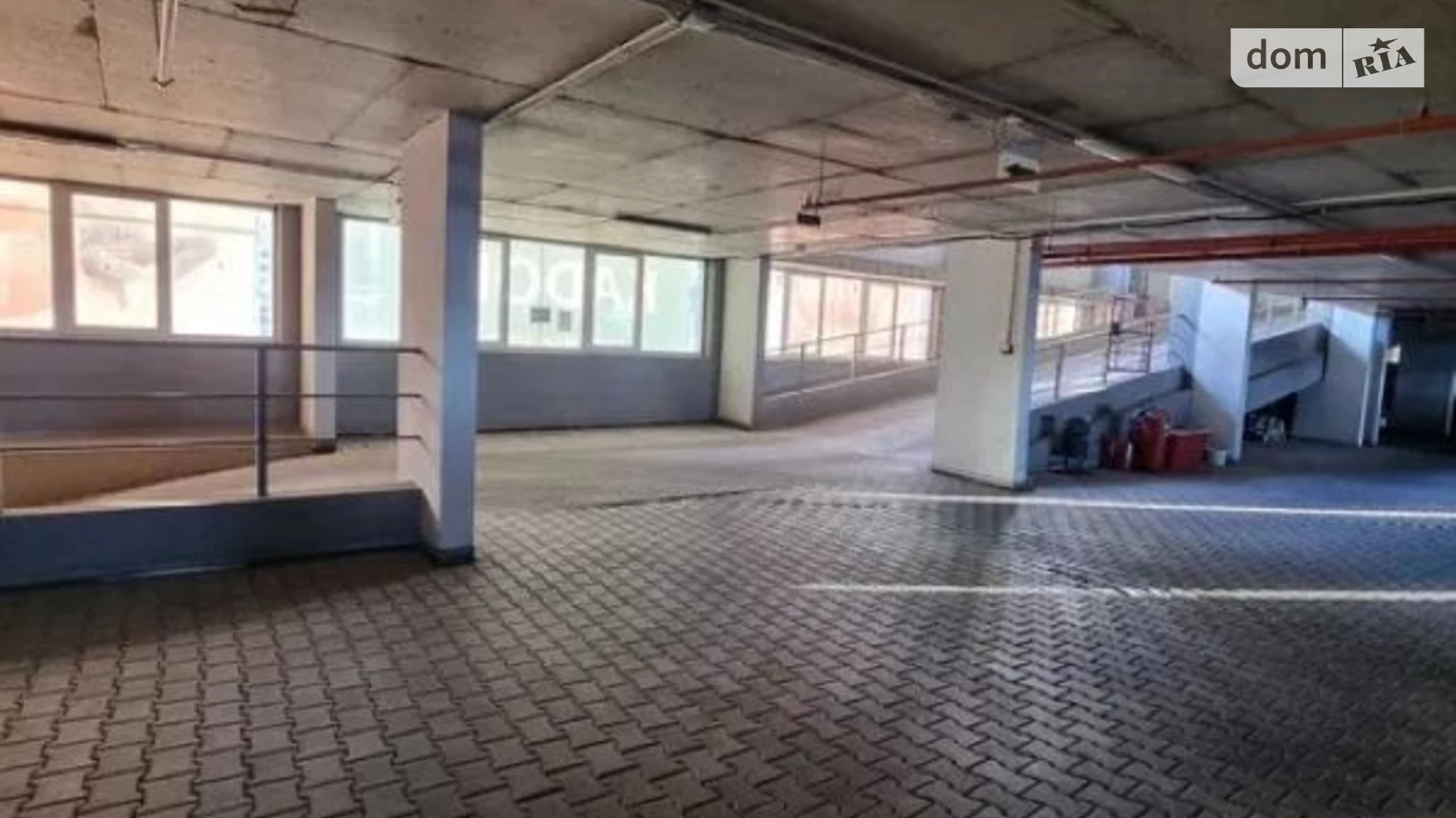 Сдается в аренду подземный паркинг под легковое авто на 12 кв. м, цена: 3000 грн - фото 4