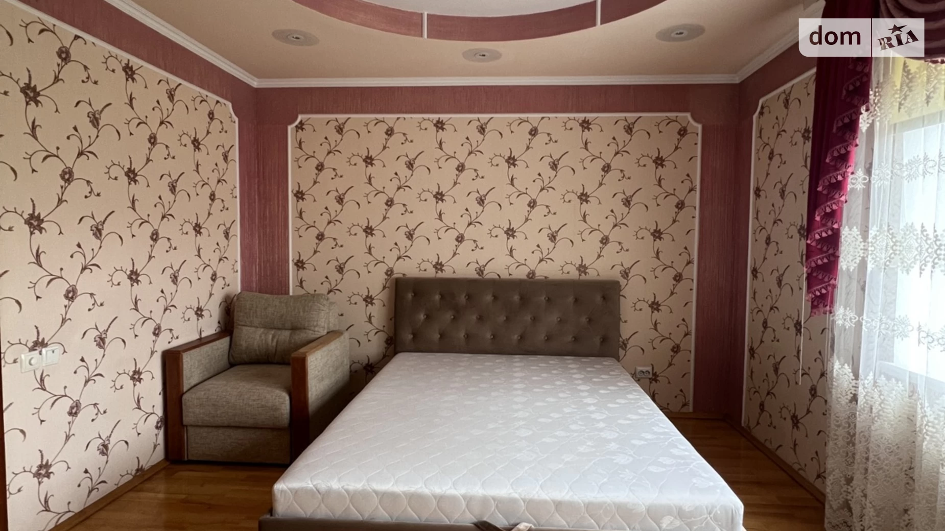 Продается 1-комнатная квартира 49.1 кв. м в, цена: 52600 $ - фото 2