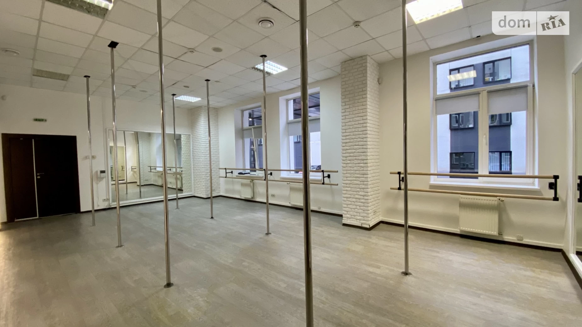 Сдается в аренду офис 78 кв. м в бизнес-центре, цена: 1590 $ - фото 3
