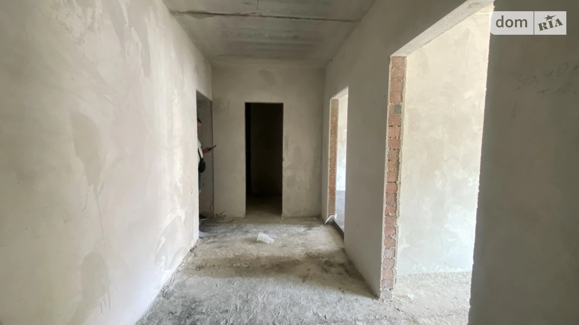 Продается 2-комнатная квартира 64.5 кв. м в Ивано-Франковске, ул. Довженко А., 31В - фото 3