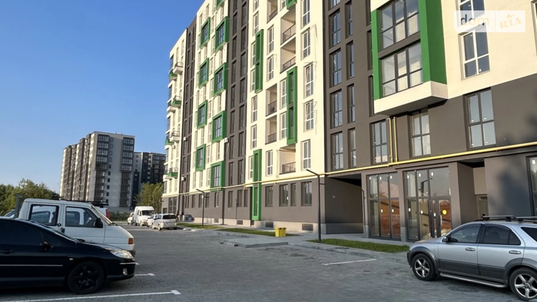 Продается 2-комнатная квартира 84.22 кв. м в Львове, ул. Роксоляны, 1 - фото 2