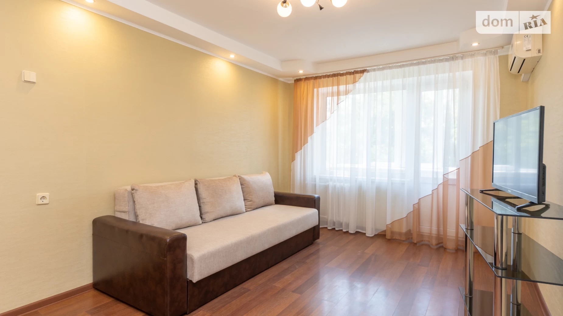 Продается 2-комнатная квартира 46 кв. м в Киеве, бул. Павла Вирского(Саратовская), 10 - фото 4