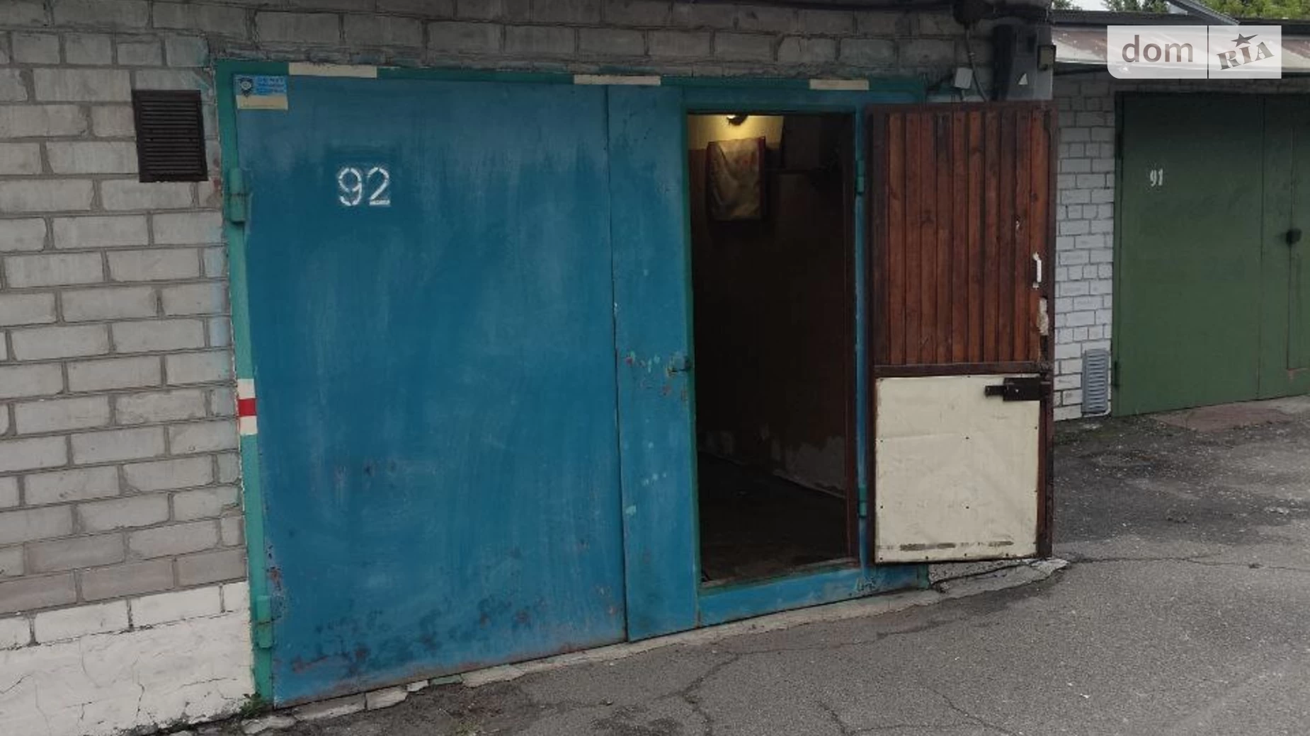 Продается отдельно стоящий гараж универсальный на 40 кв. м, цена: 14450 $ - фото 2