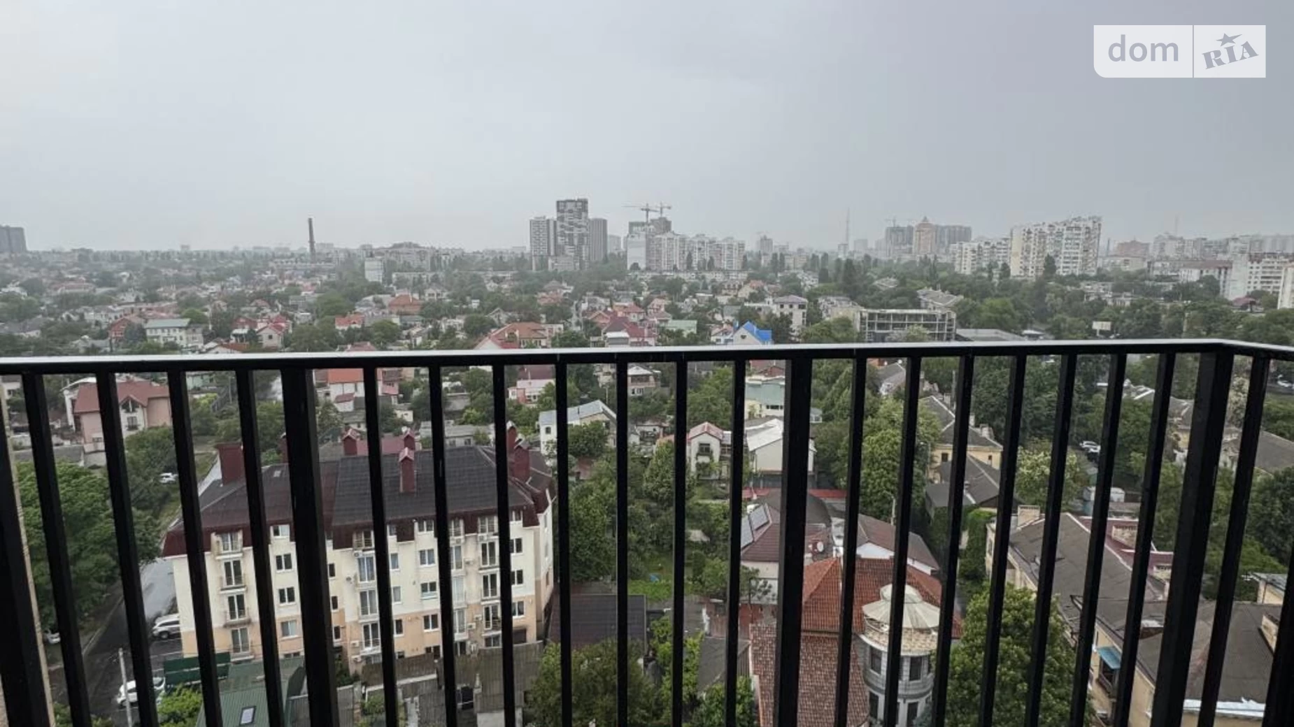 Продается 1-комнатная квартира 43 кв. м в Одессе, ул. Чубаевская, 1 - фото 2
