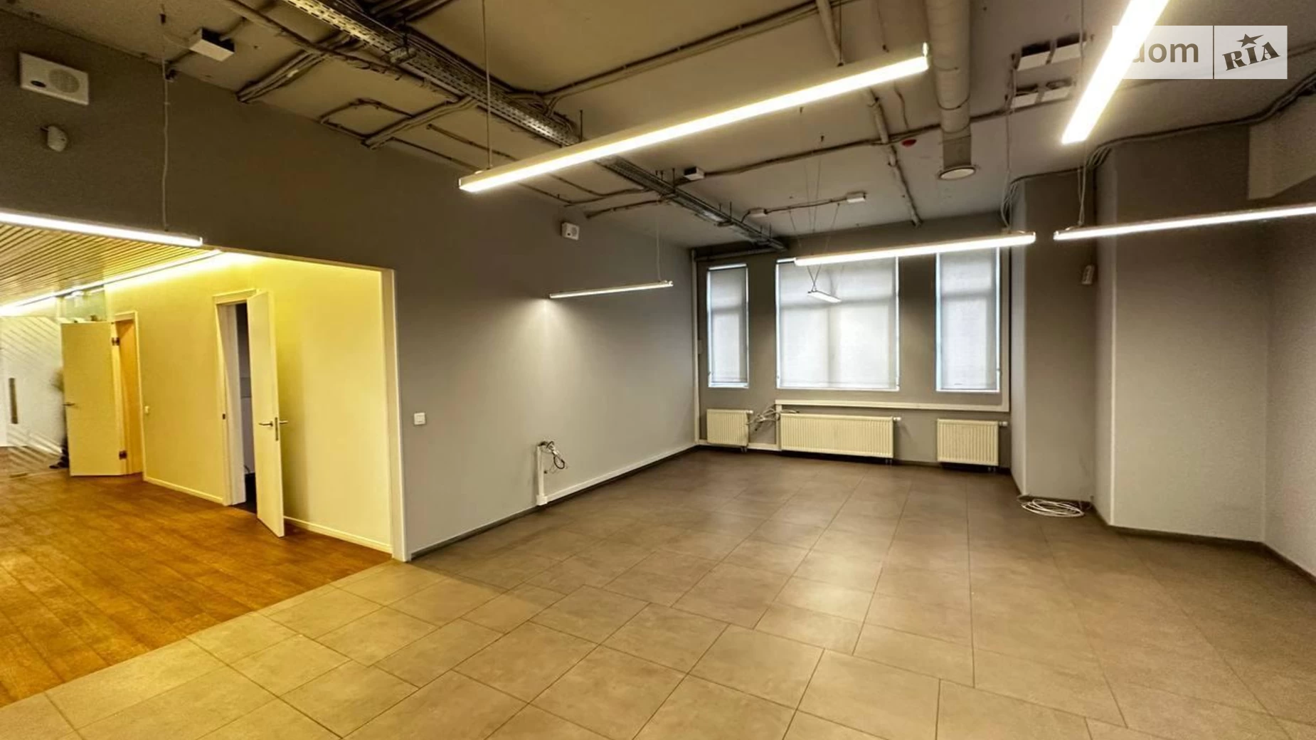 Сдается в аренду офис 340 кв. м в бизнес-центре, цена: 8450 $ - фото 5